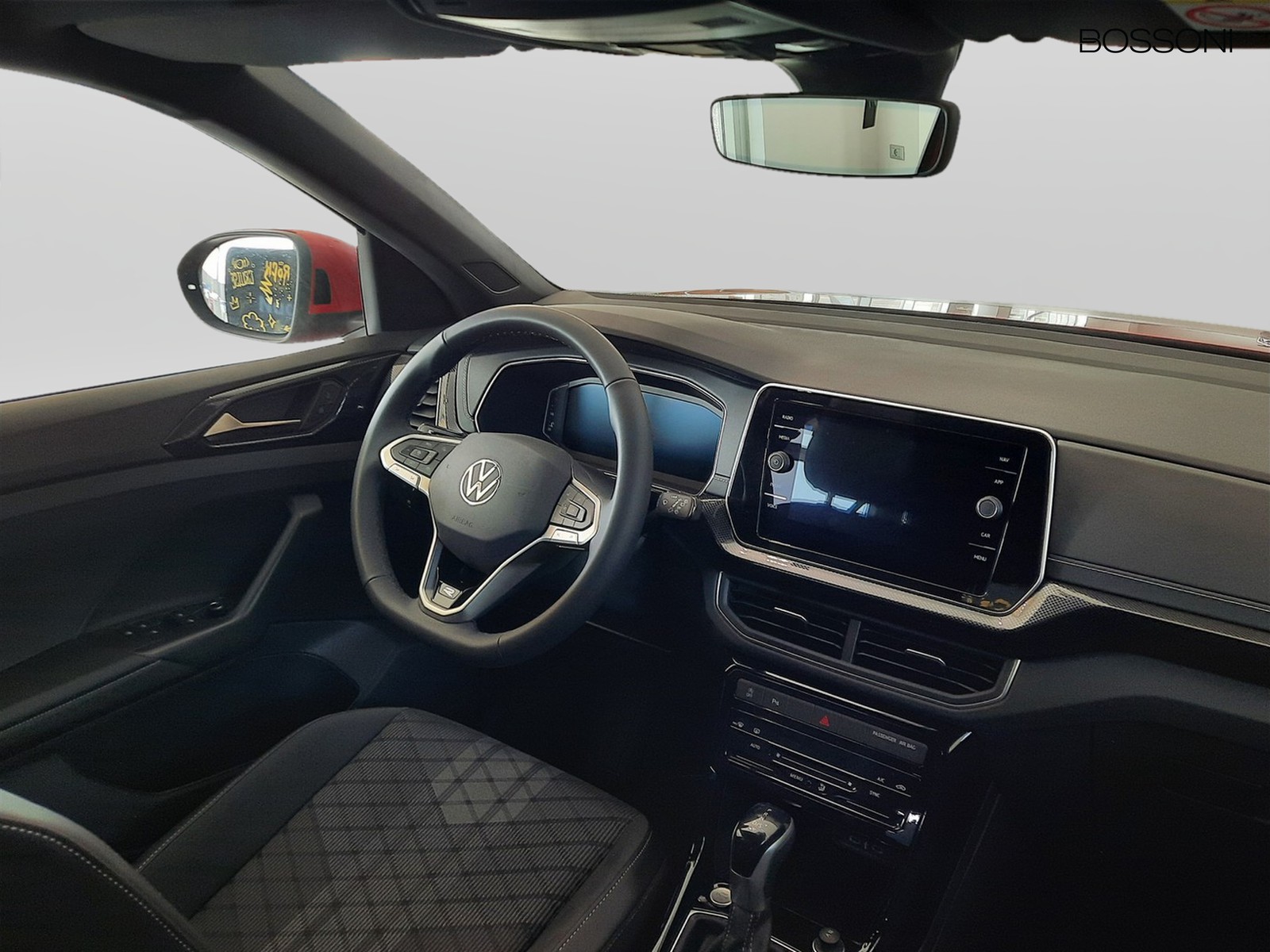 6 - Volkswagen T-Cross 1.0 tsi 115cv r-line plus dsg