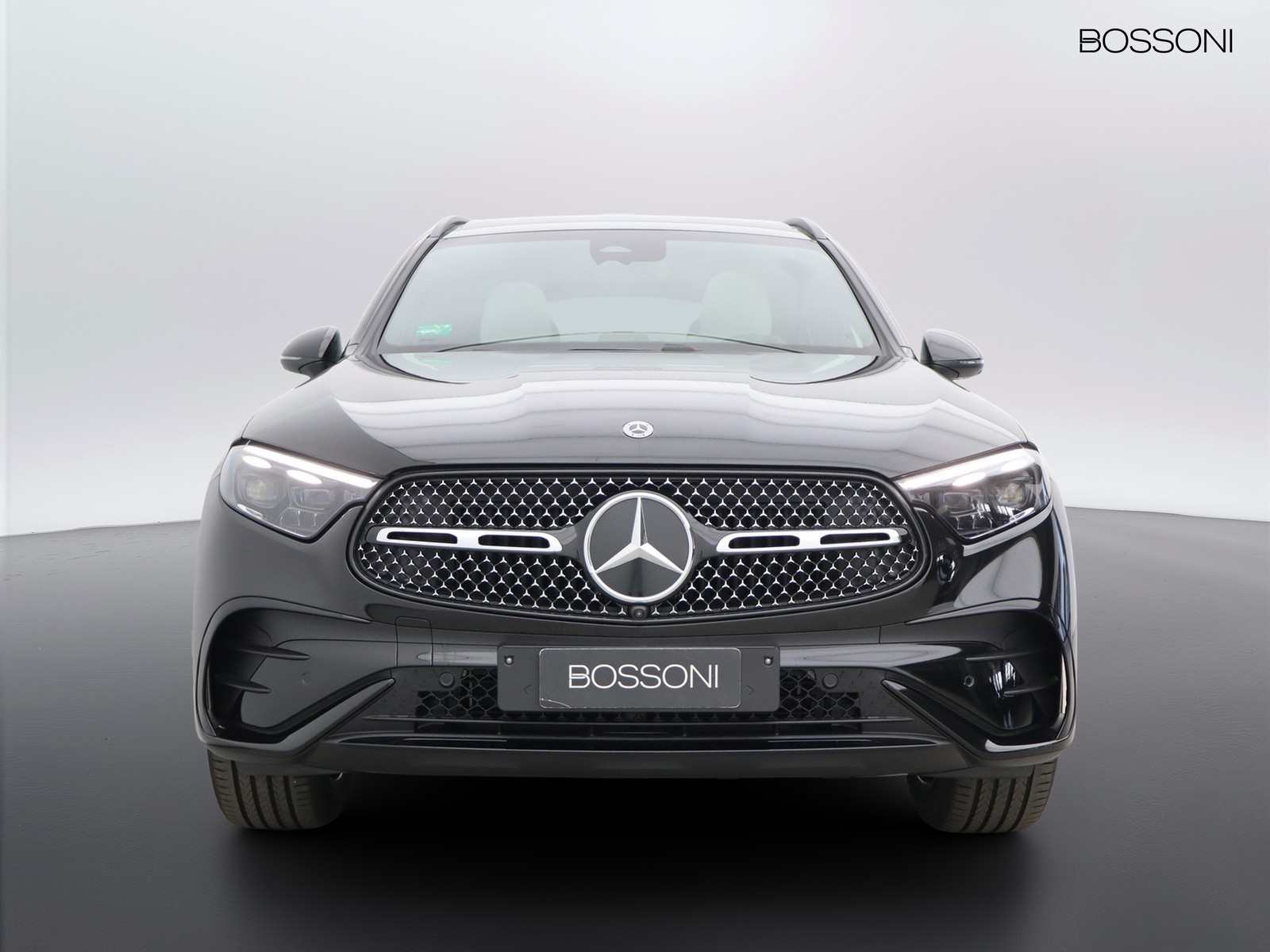2 - Mercedes GLC suv 300 de plug-in hybrid amg line premium 4matic 9g-tronic