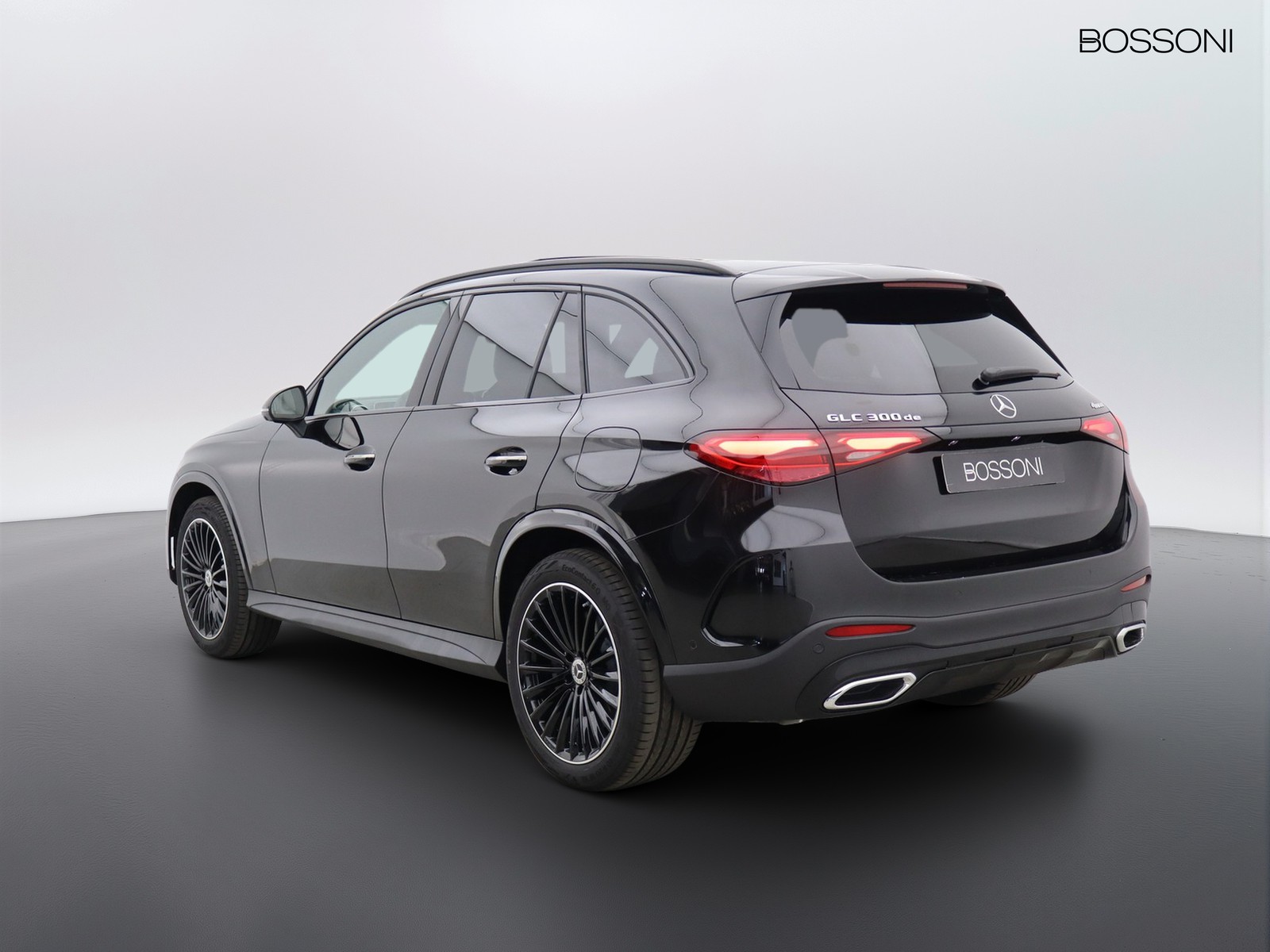 5 - Mercedes GLC suv 300 de plug-in hybrid amg line premium 4matic 9g-tronic