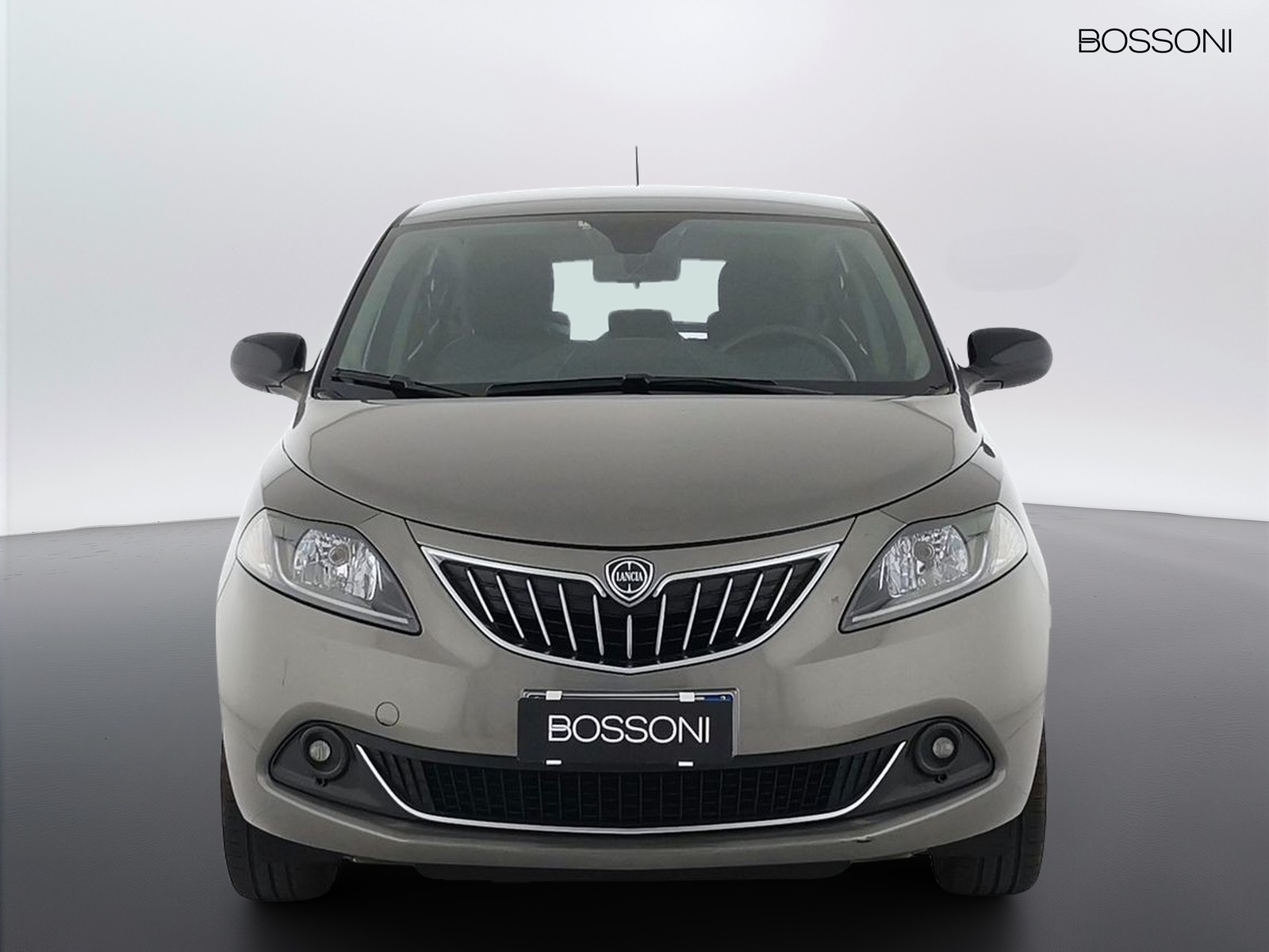 2 - Lancia Ypsilon 1.0 firefly hybrid 70cv silver s&s 5p.ti