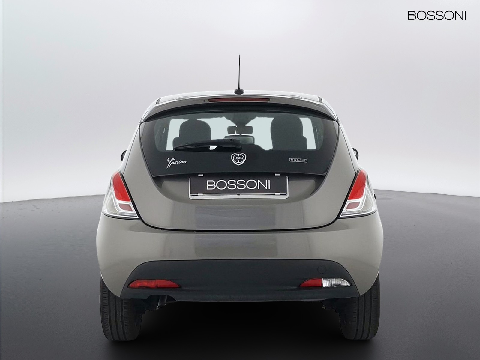 5 - Lancia Ypsilon 1.0 firefly hybrid 70cv silver s&s 5p.ti