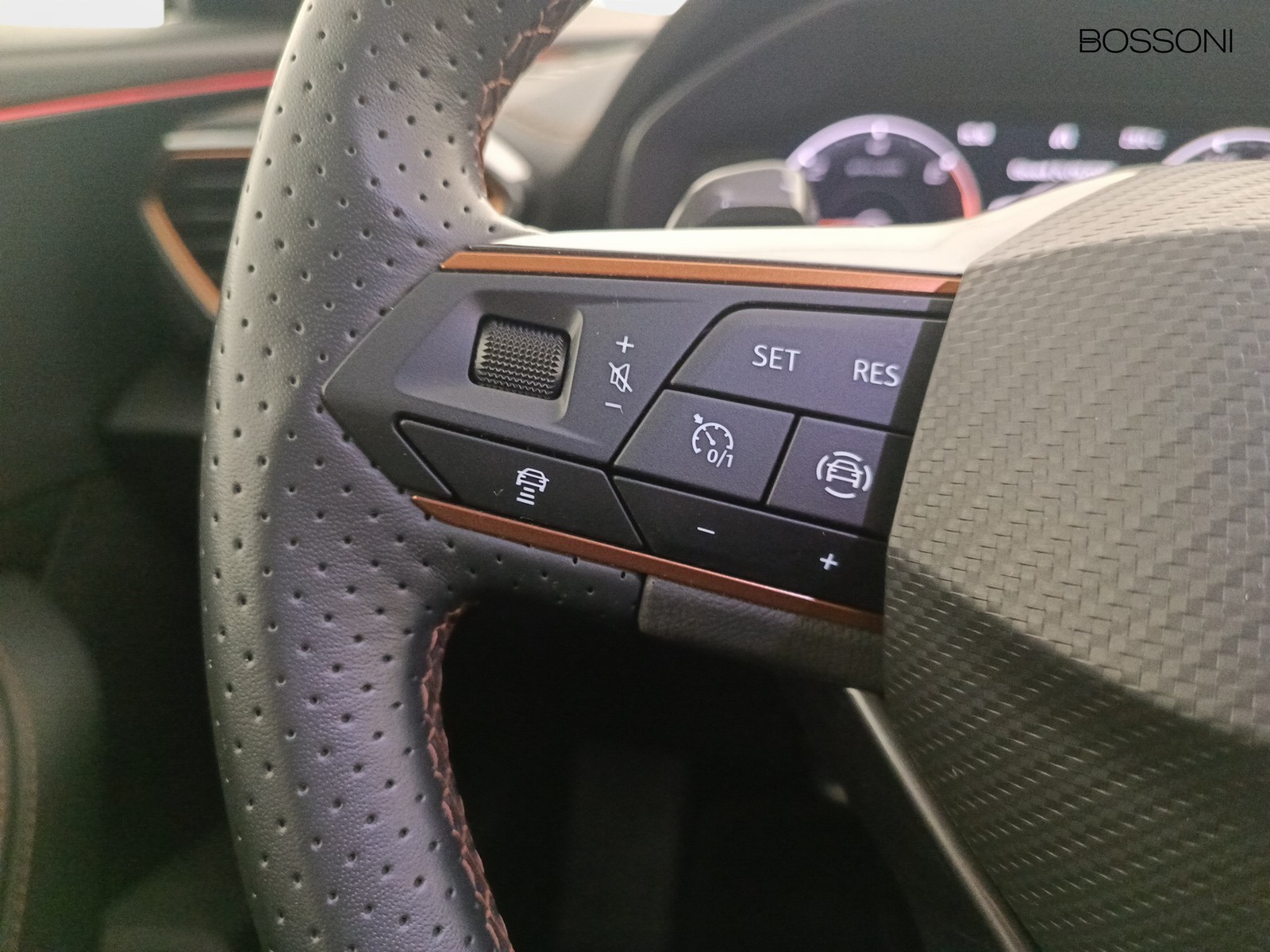 15 - CUPRA Formentor 1.4 e-hybrid 204cv impulse dsg