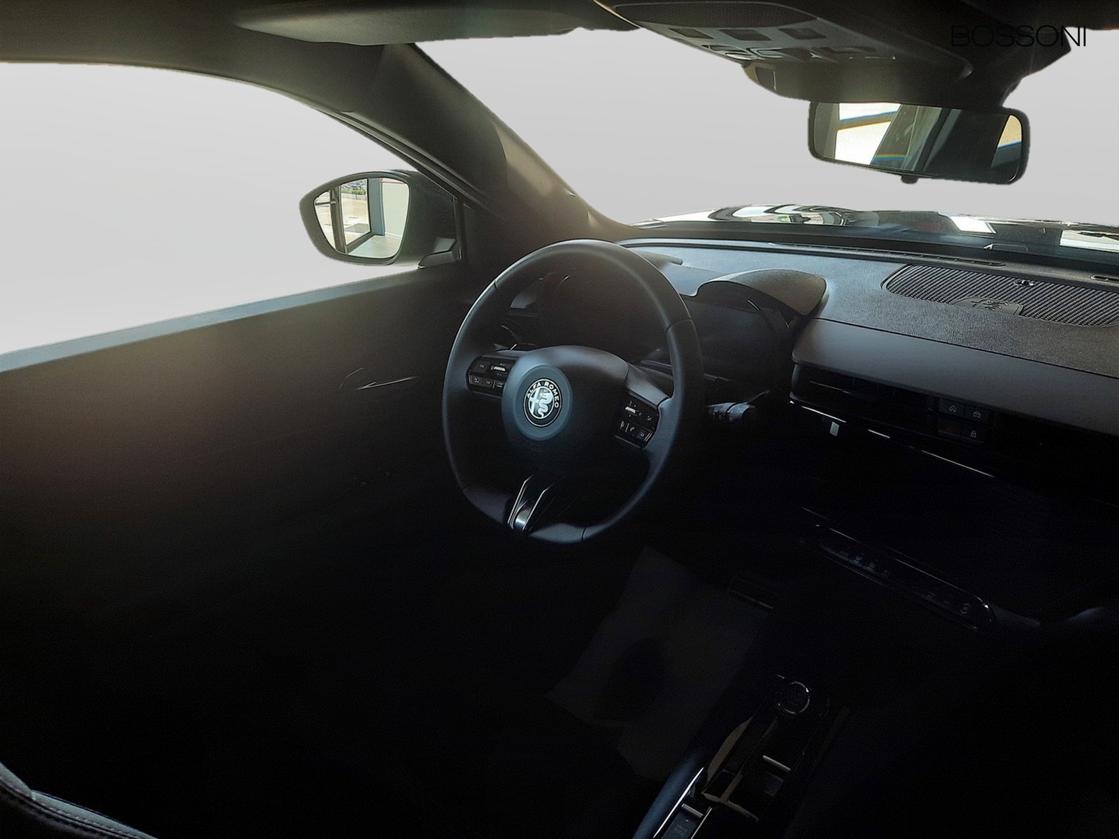 4 - Alfa Romeo Junior 1.2 hybrid 145cv ibrida edct6
