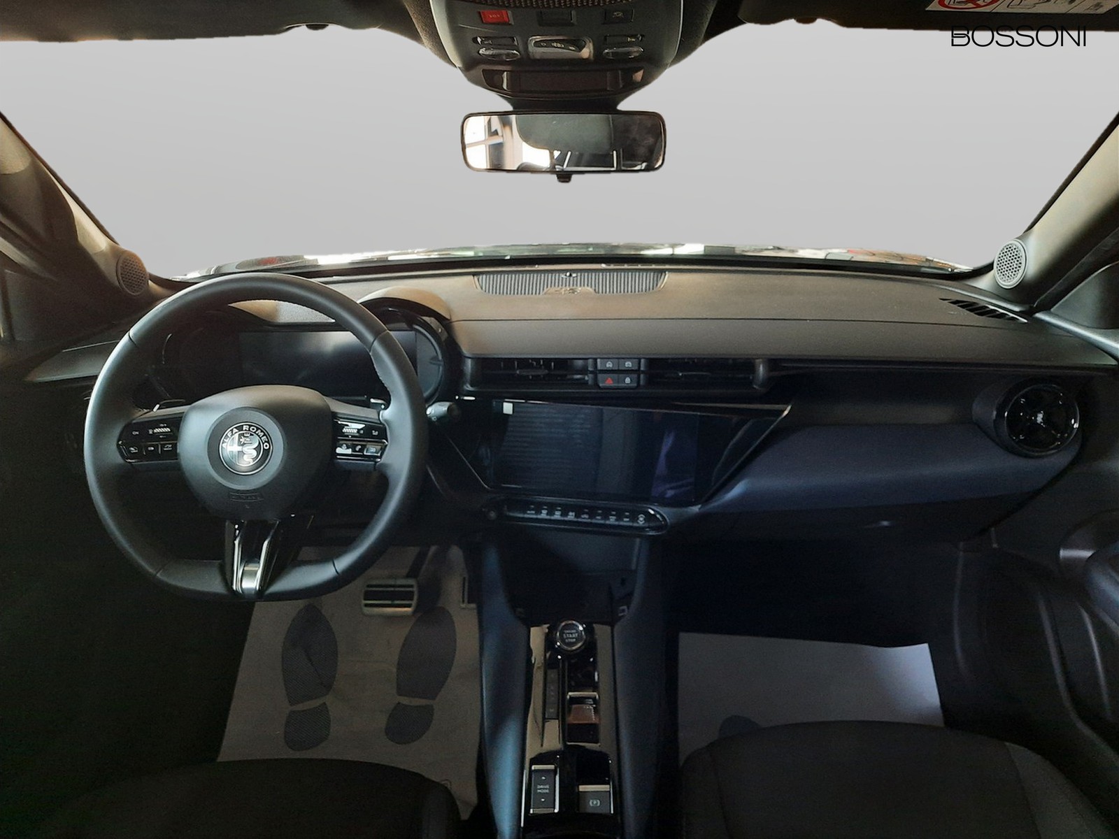 5 - Alfa Romeo Junior 1.2 hybrid 145cv ibrida edct6
