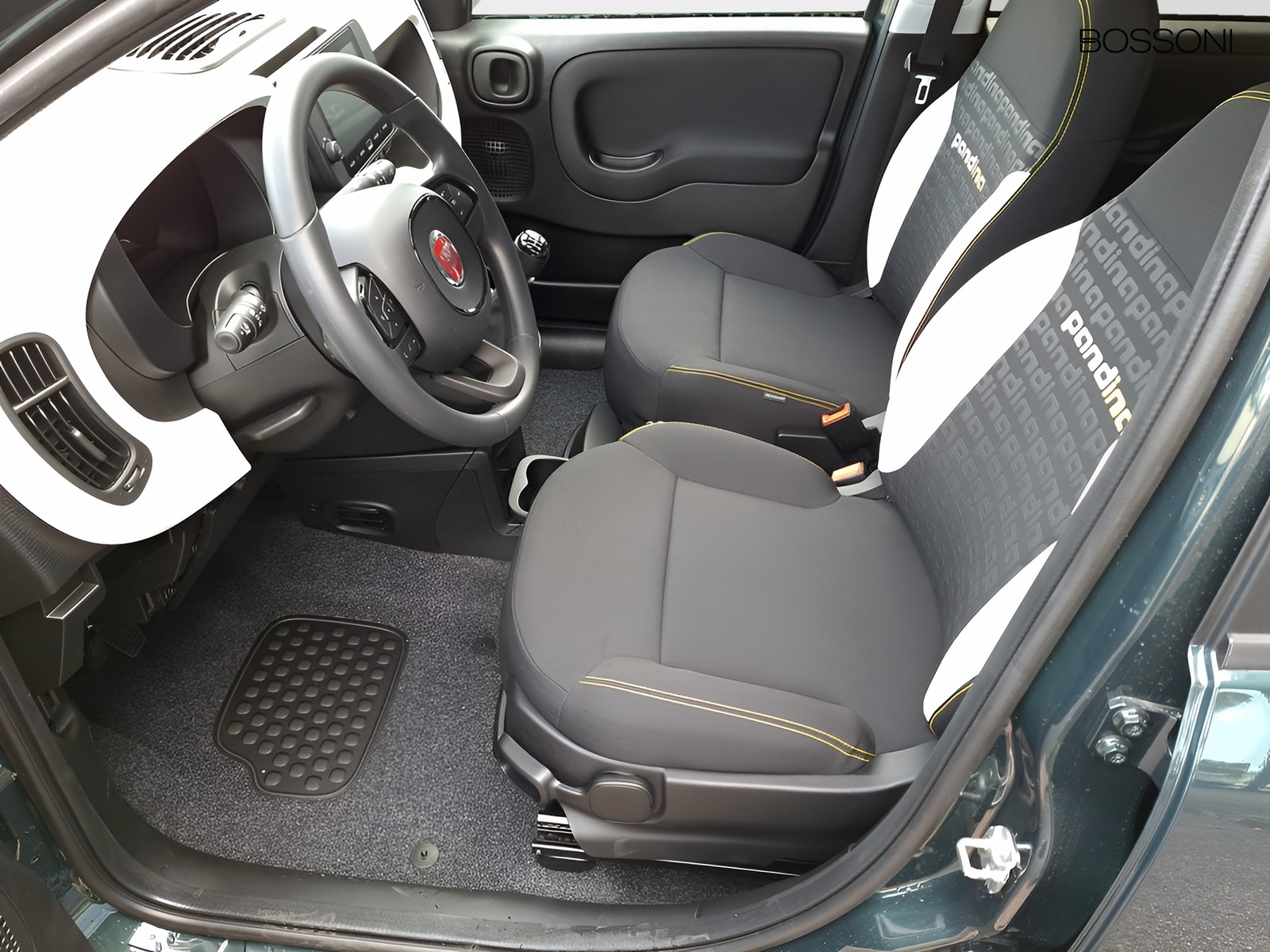 11 - Fiat Pandina cross 1.0 firefly hybrid 65cv cross s&s
