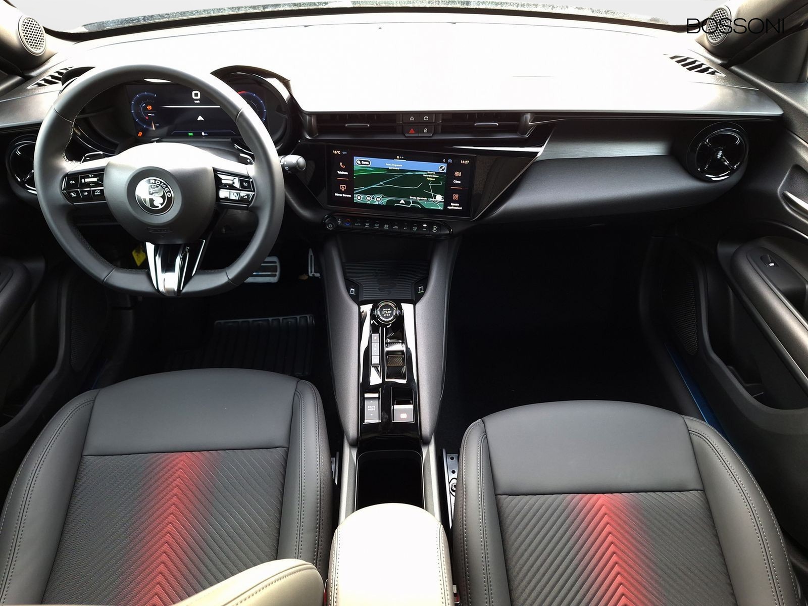 8 - Alfa Romeo Junior 1.2 hybrid 145cv ibrida speciale edct6