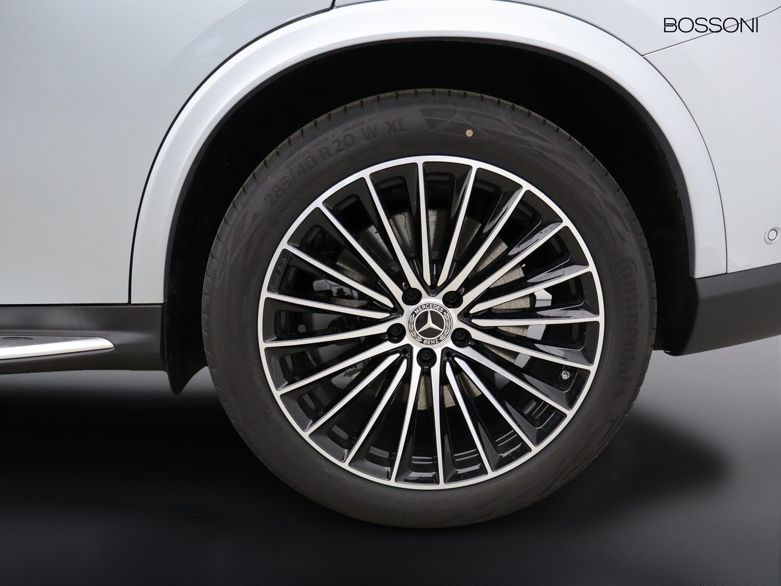 4 - Mercedes GLC suv 300 de plug in hybrid amg line advanced plus 4matic 9g-tronic