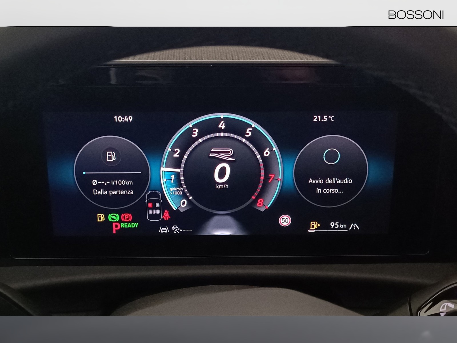 18 - Volkswagen T-Roc 1.5 etsi act 150cv r-line dsg