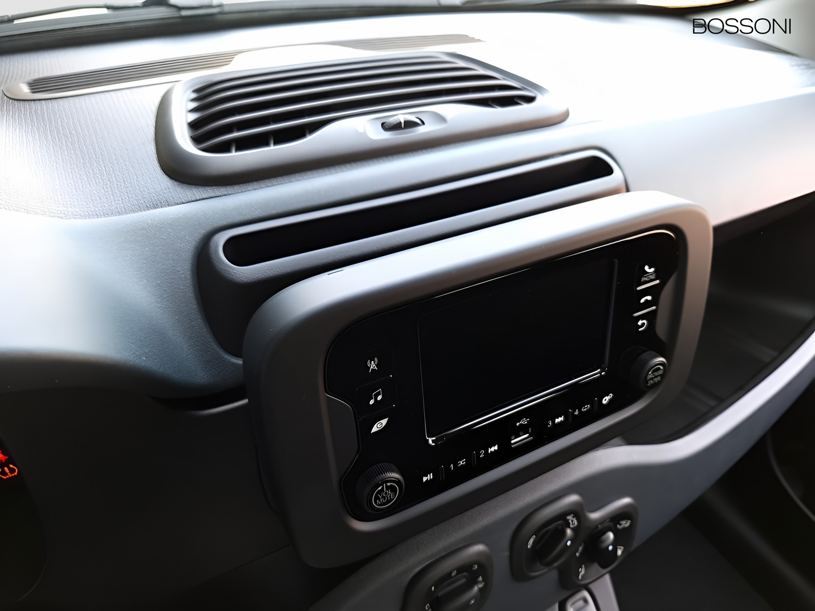 17 - Fiat Pandina 1.0 firefly hybrid 65cv icon s&s 5p.ti