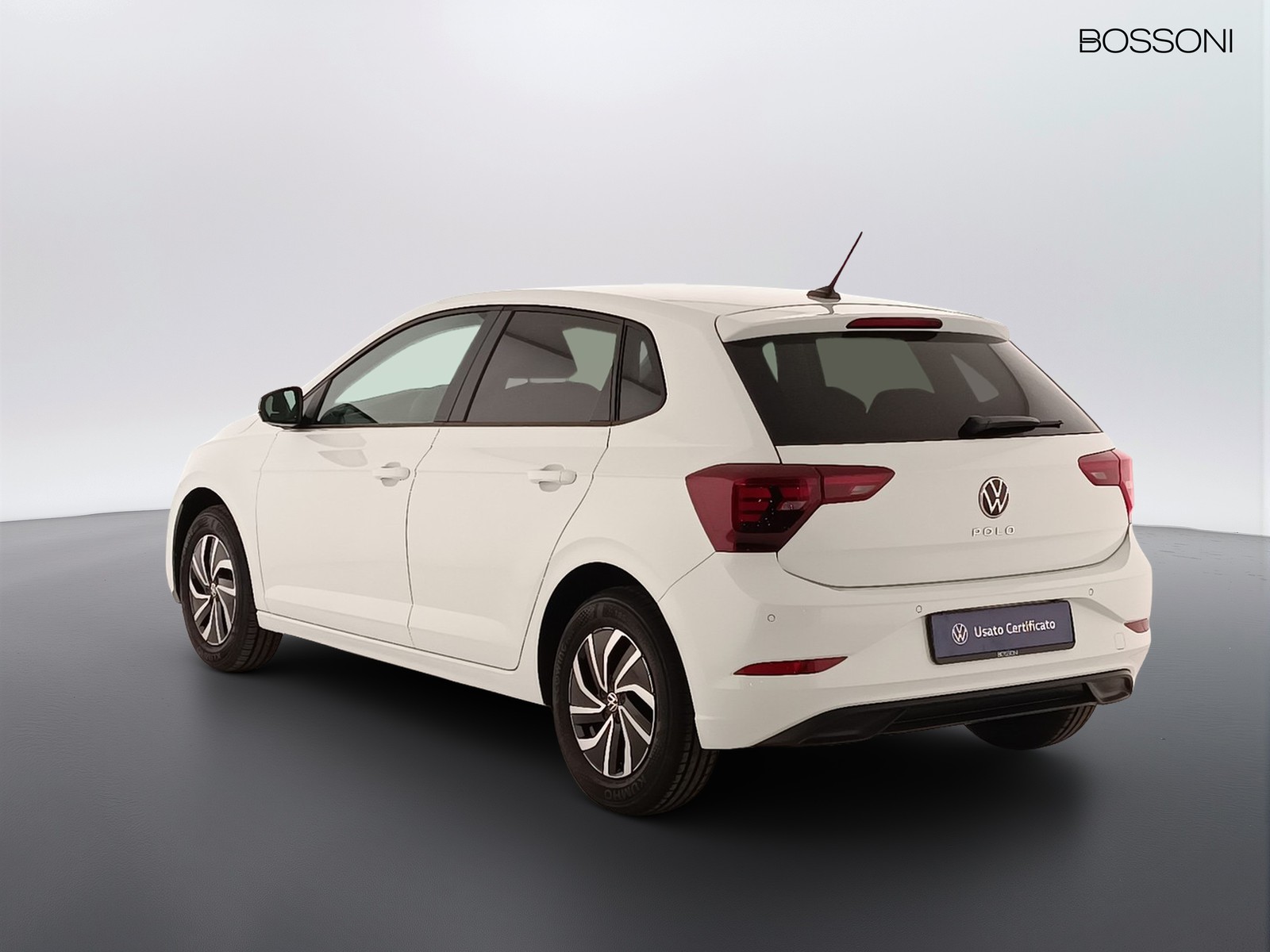 2 - Volkswagen Polo 1.0 80cv young