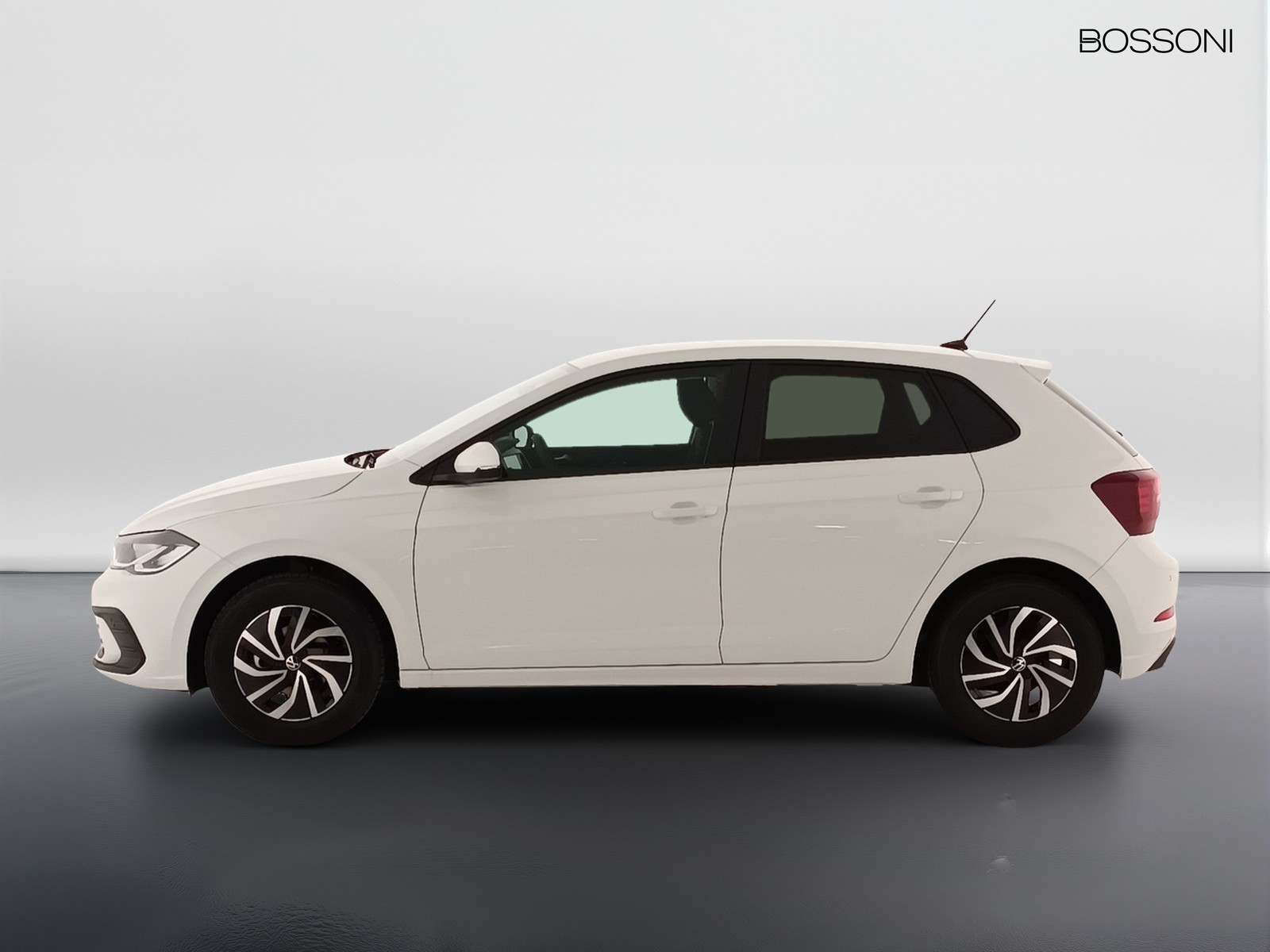15 - Volkswagen Polo 1.0 80cv young