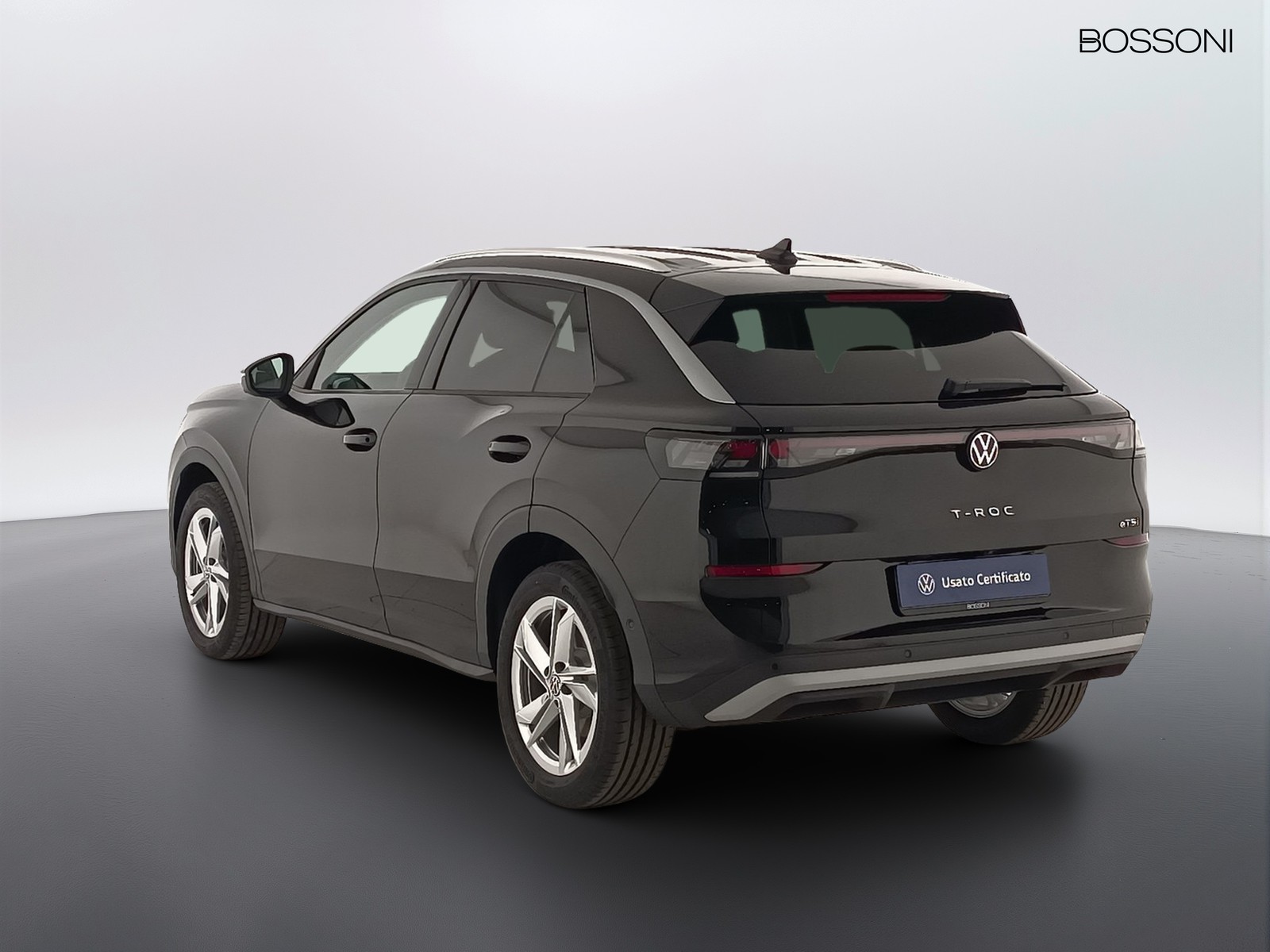 2 - Volkswagen T-Roc 1.5 etsi act 150cv style dsg