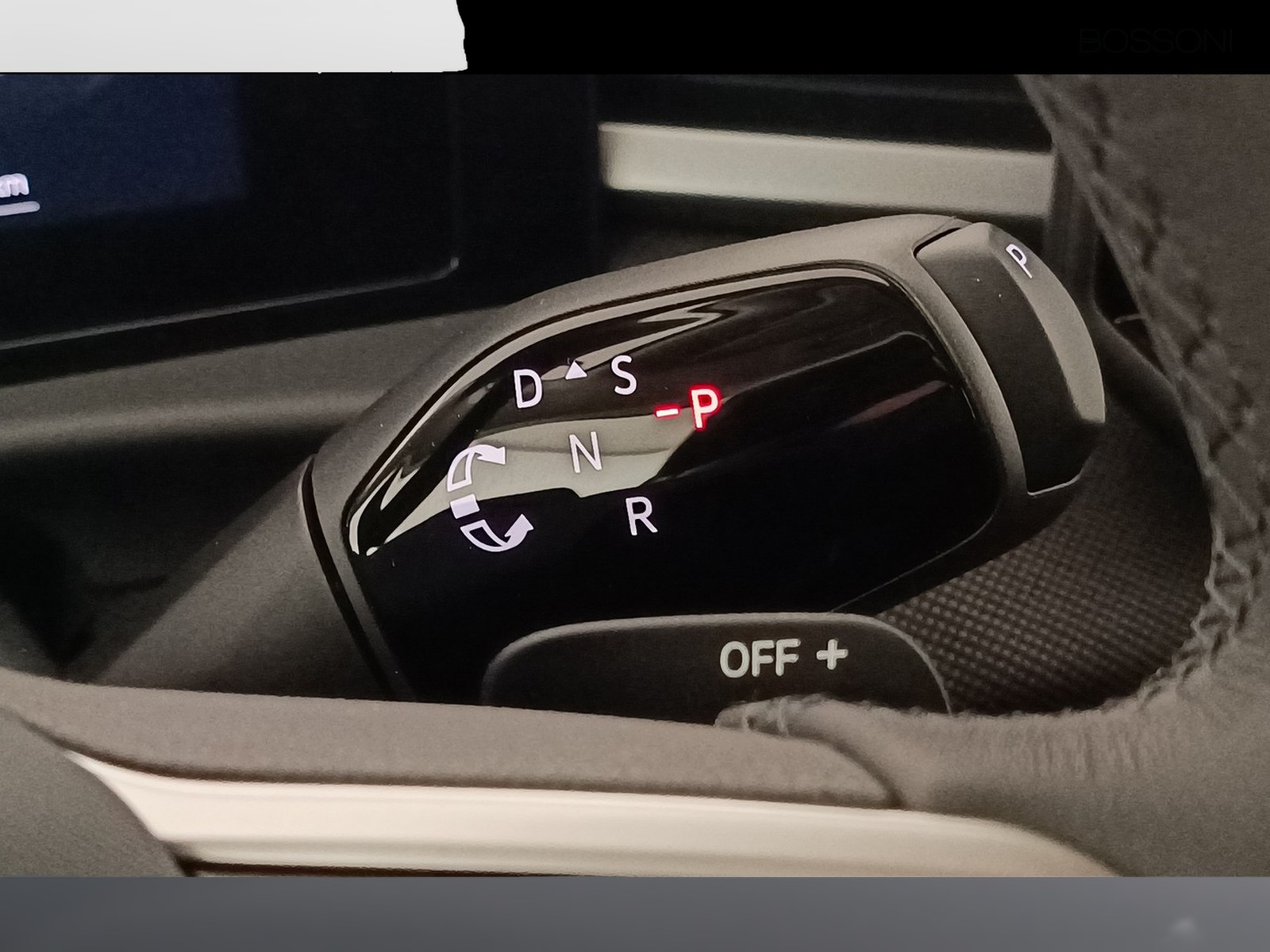 5 - Volkswagen T-Roc 1.5 etsi act 150cv style dsg