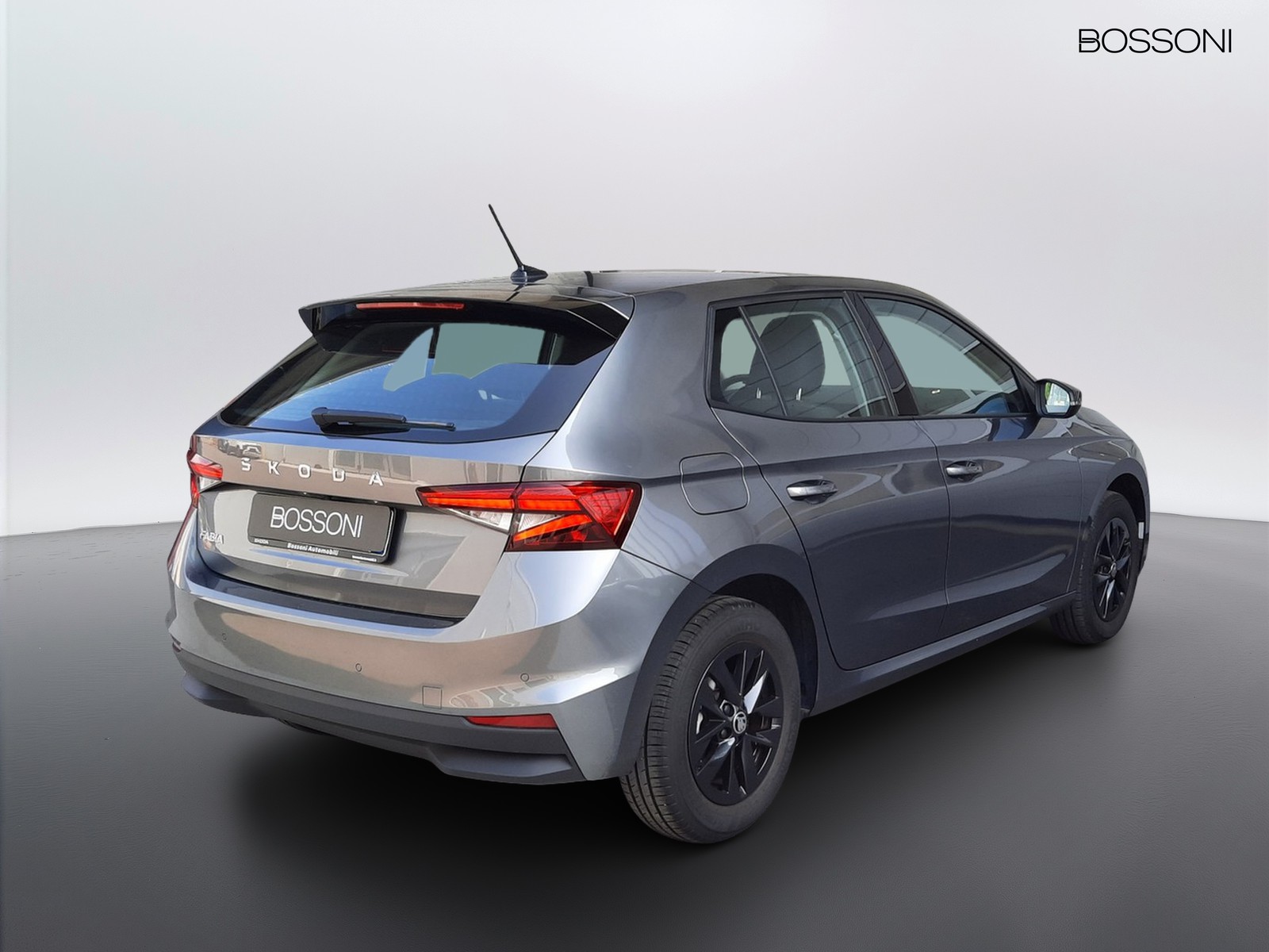 4 - Skoda Fabia 1.0 mpi 80cv young edition