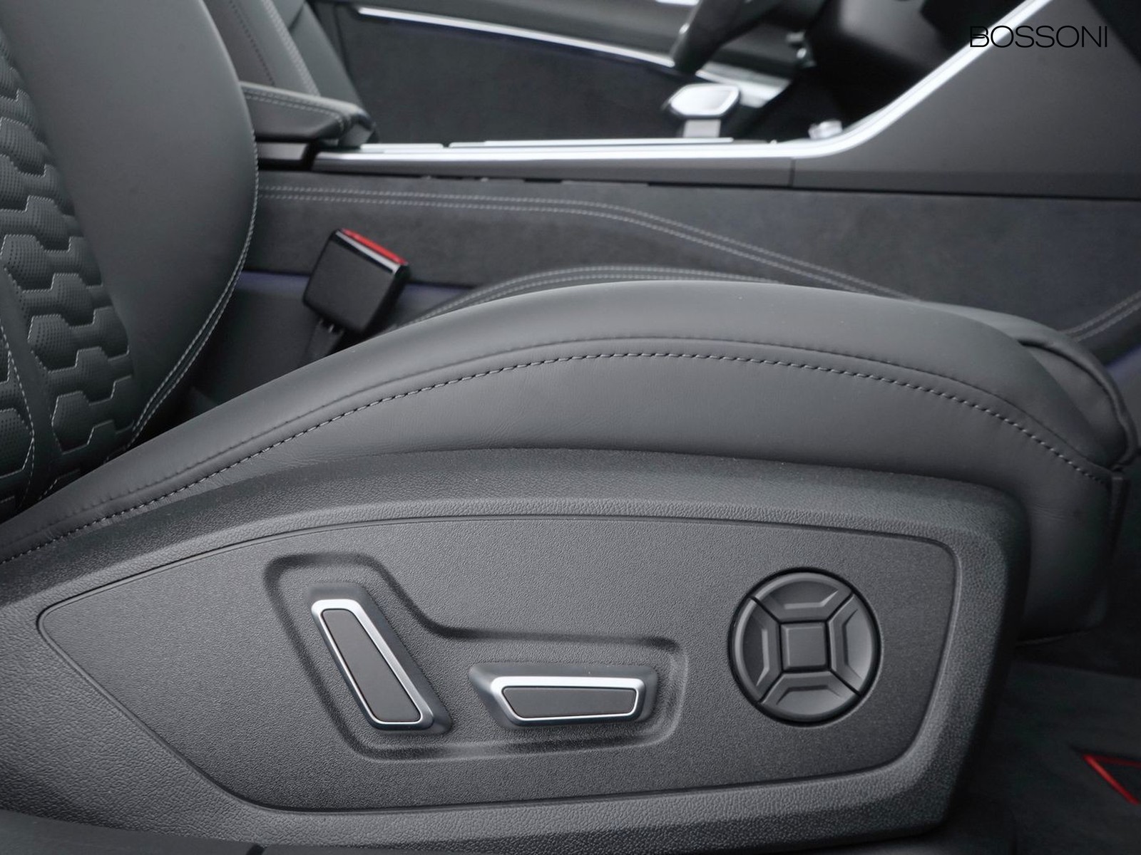 24 - Audi RS6 avant 4.0 v8 mhev performance quattro tiptronic