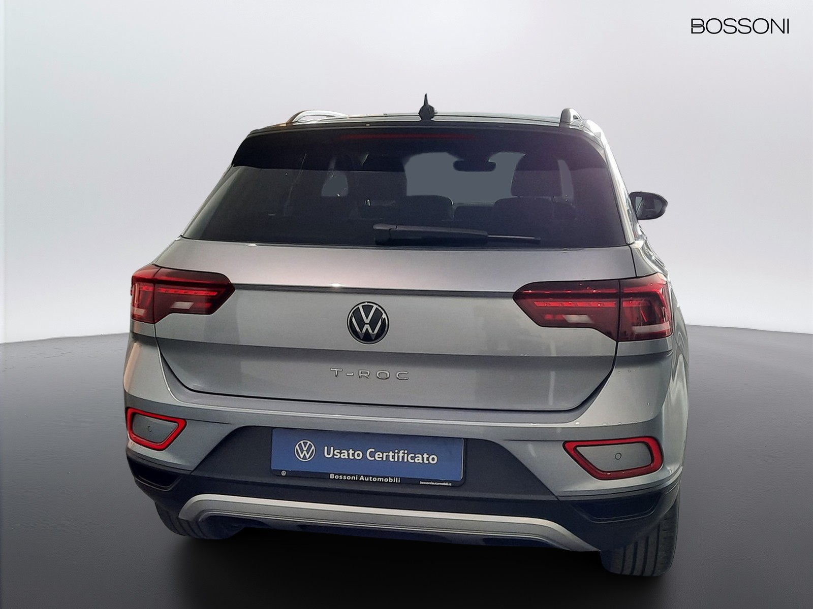 5 - Volkswagen T-Roc 1.0 tsi 110cv life