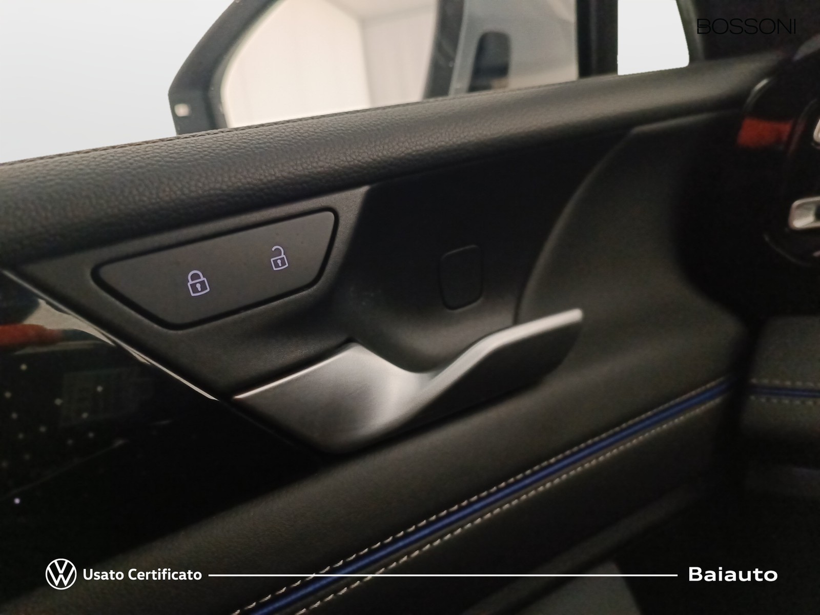 20 - Volkswagen Tiguan 2.0 tdi scr 150cv r-line dsg