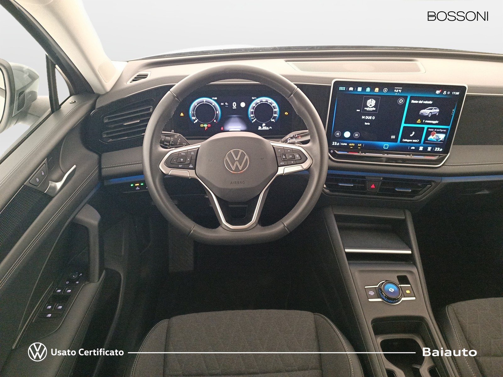 8 - Volkswagen Tiguan 2.0 tdi scr 150cv life dsg