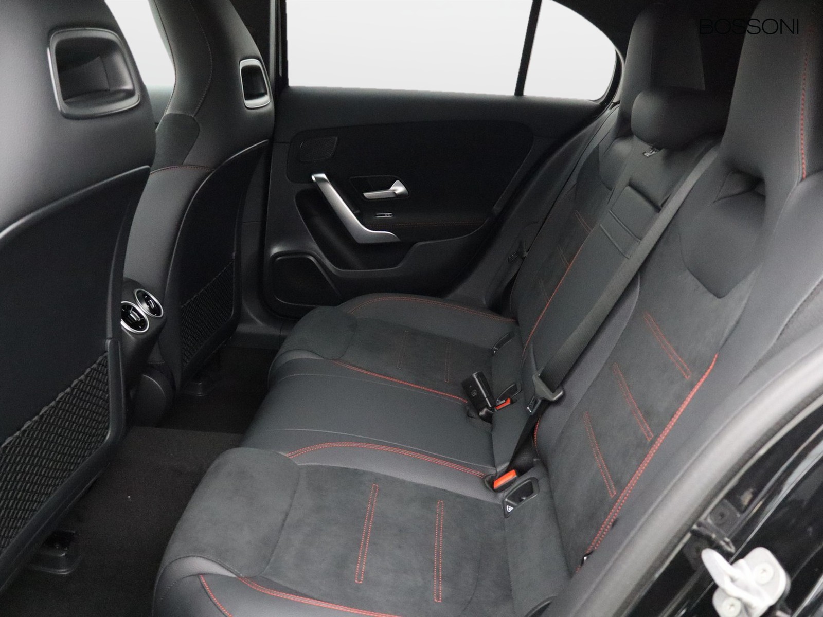 8 - Mercedes Classe A 180 d amg line premium speedshift dct amg 8g