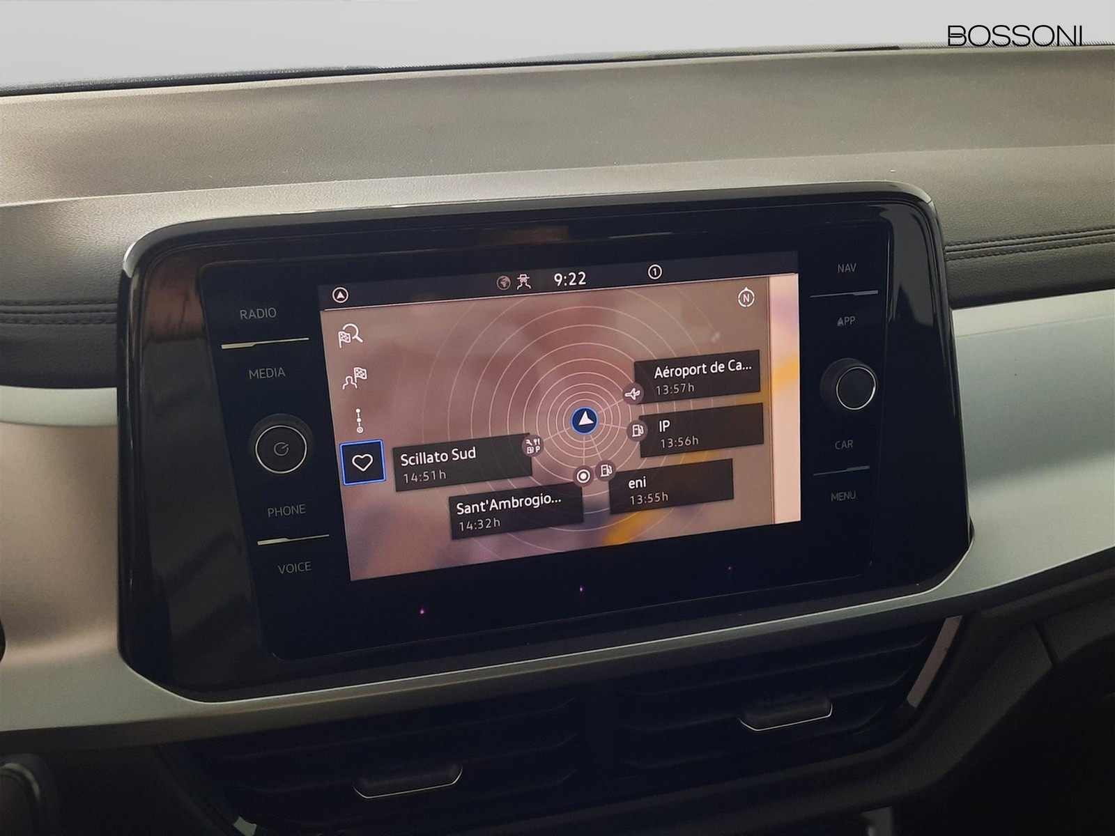 10 - Volkswagen T-Roc 2.0 tdi scr 150cv life dsg
