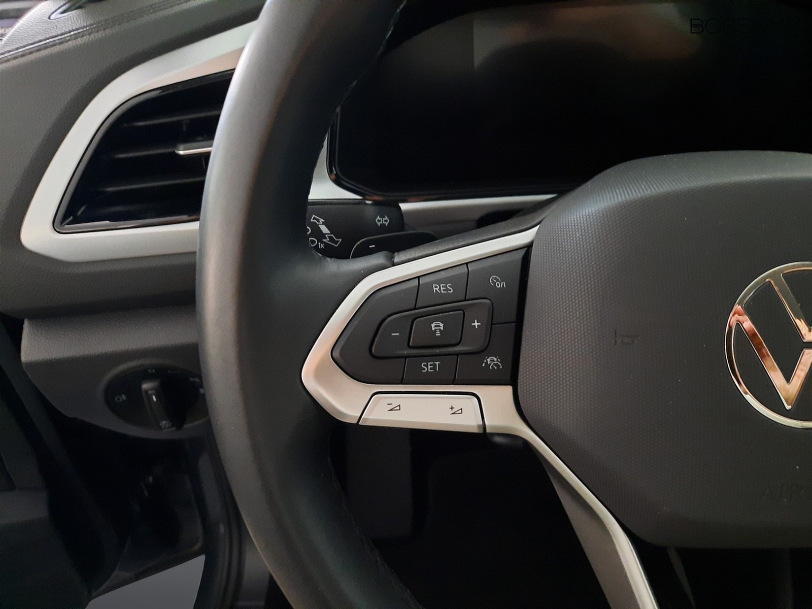 15 - Volkswagen T-Roc 2.0 tdi scr 150cv life dsg