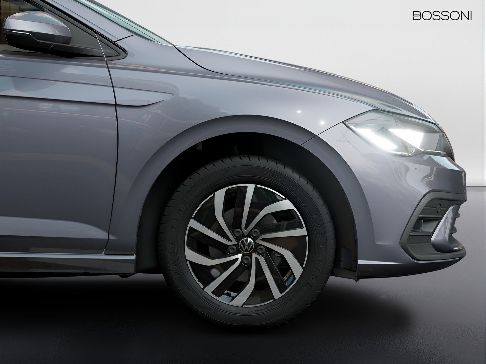 6 - Volkswagen Polo 1.0 tsi 95cv life dsg