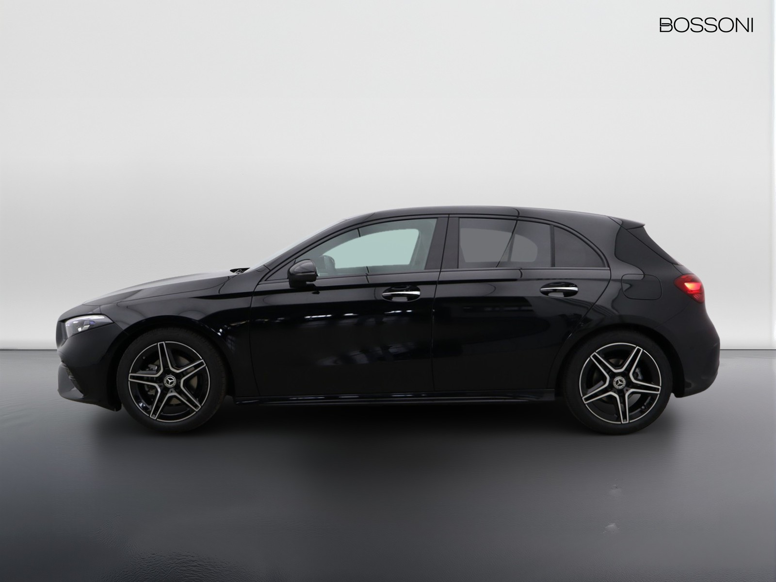 3 - Mercedes Classe A 180 d amg line premium speedshift dct amg 8g