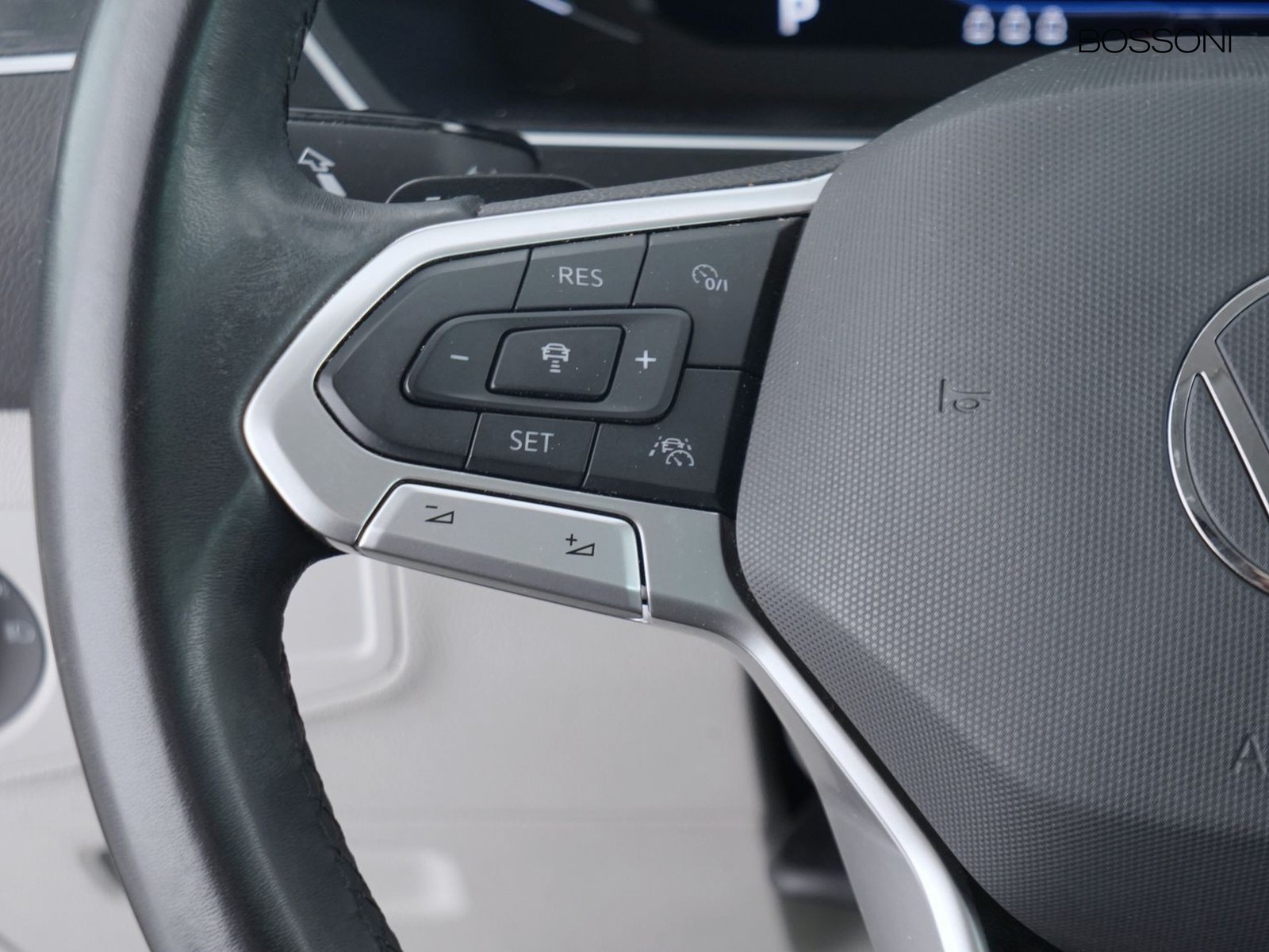 28 - Volkswagen Tiguan 1.5 tsi act 150cv elegance dsg