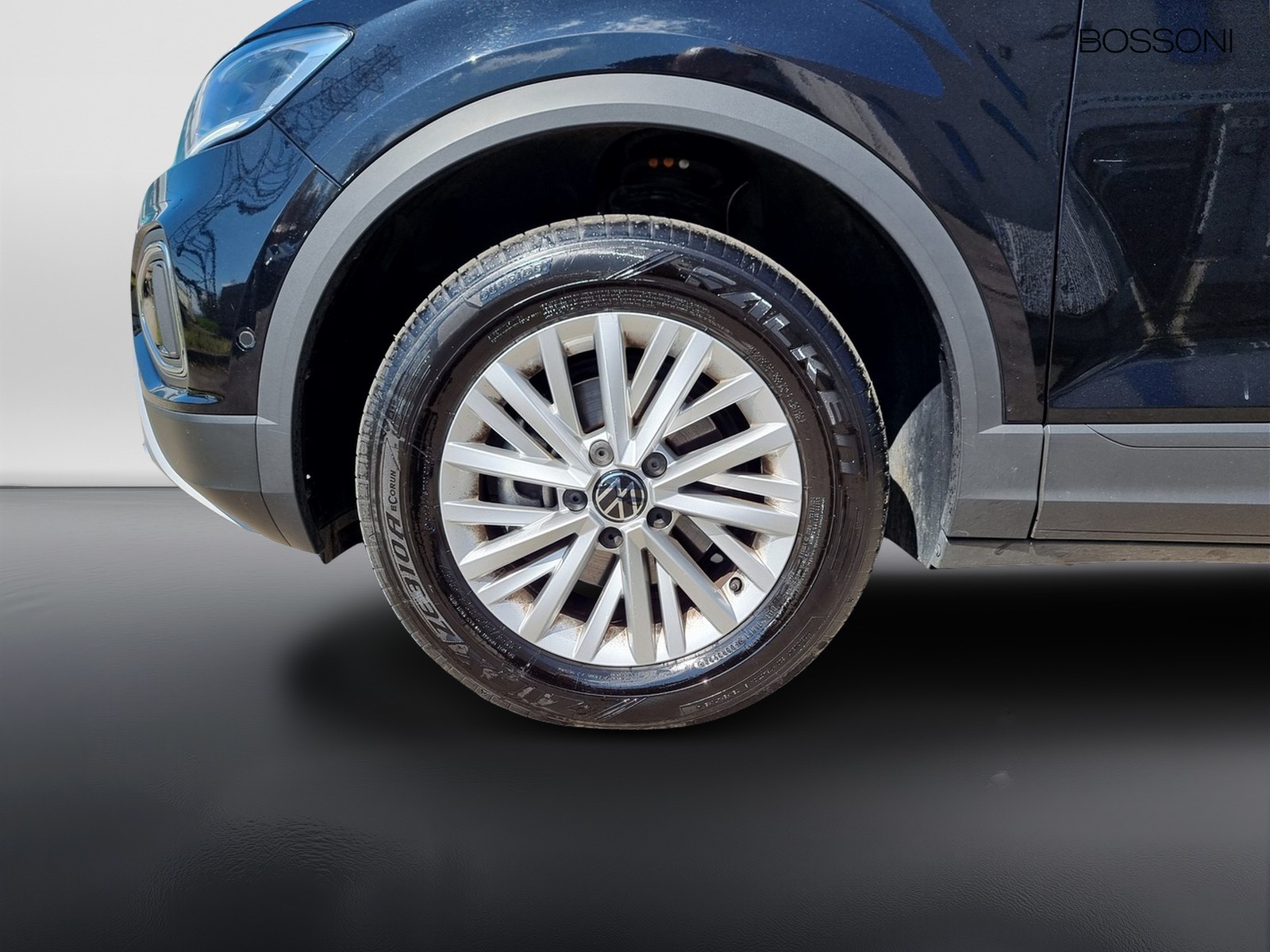 5 - Volkswagen T-Roc 2.0 tdi scr 115cv life