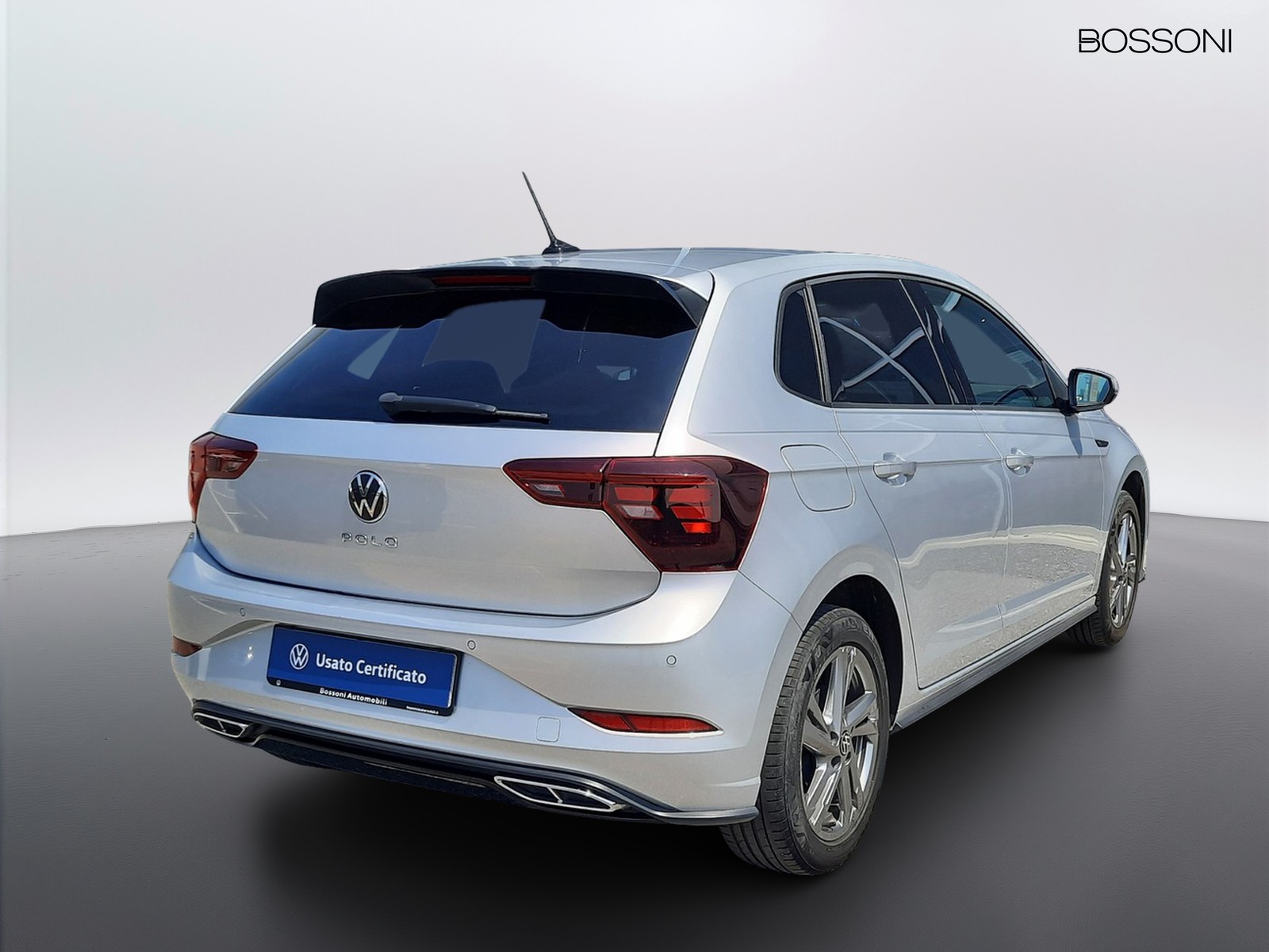 4 - Volkswagen Polo 1.0 tsi 95cv r line