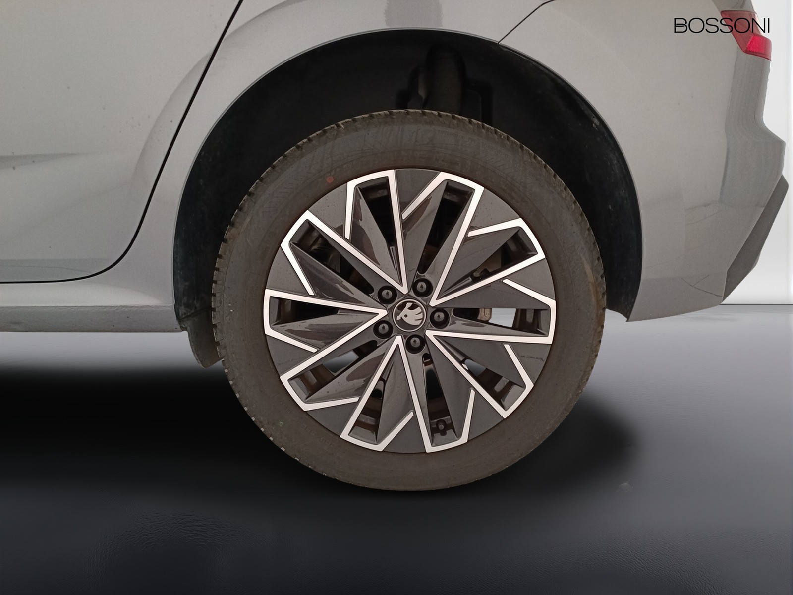 26 - Skoda Kamiq 1.0 tsi 115cv black dots dsg