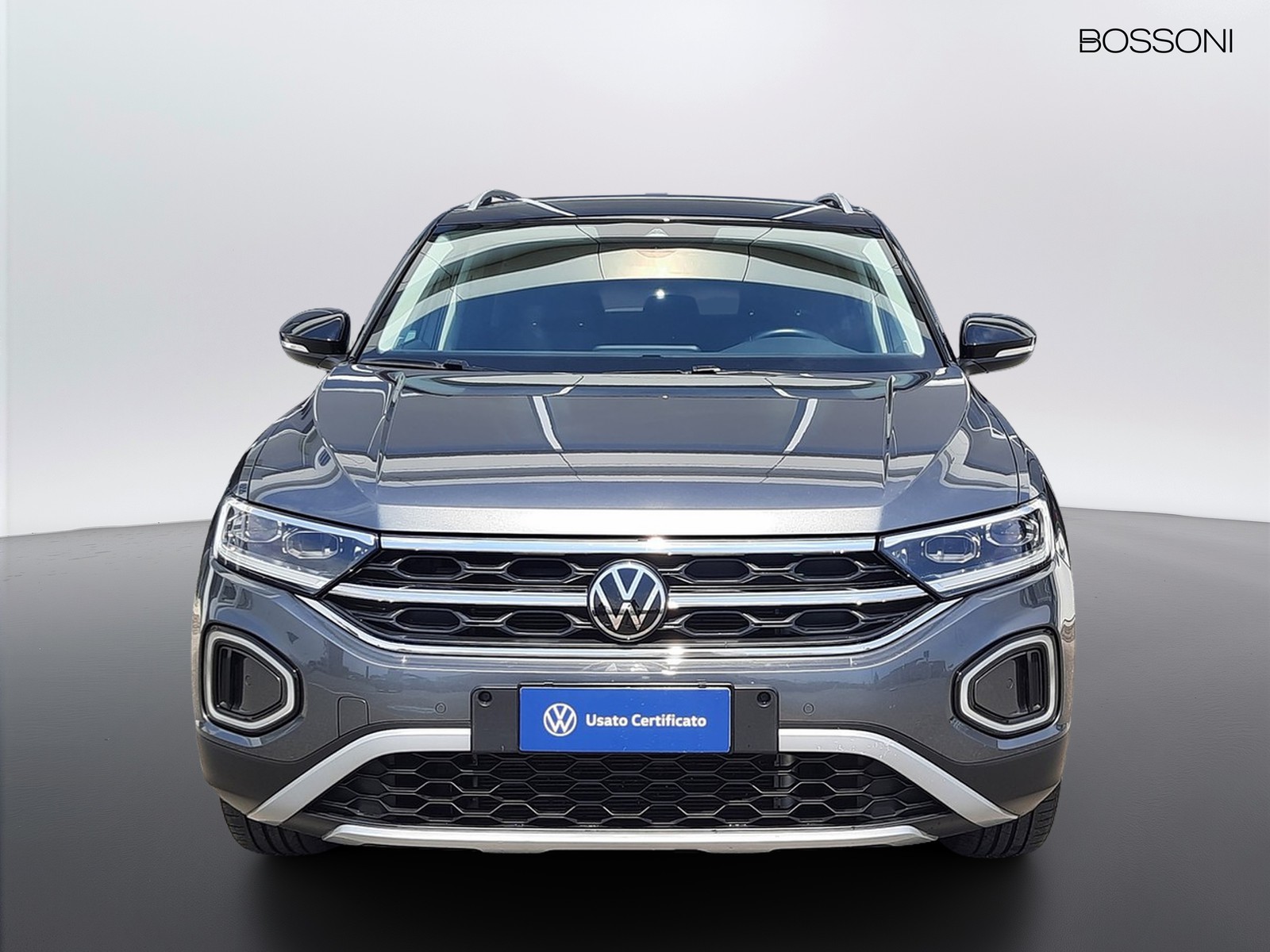 2 - Volkswagen T-Roc 1.0 tsi 110cv style