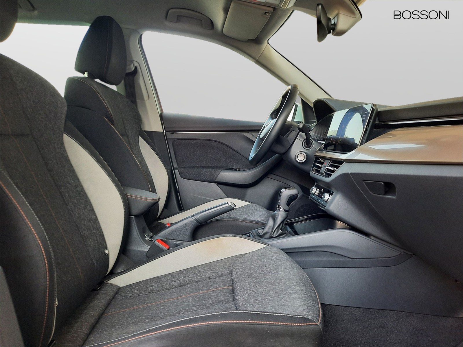 14 - Skoda Kamiq 1.0 tsi 110cv style dsg