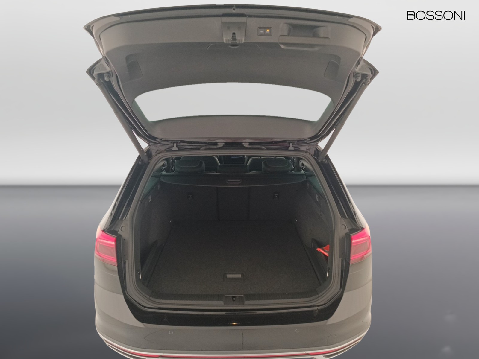32 - Volkswagen Passat alltrack 2.0 tdi scr 200cv 4motion dsg
