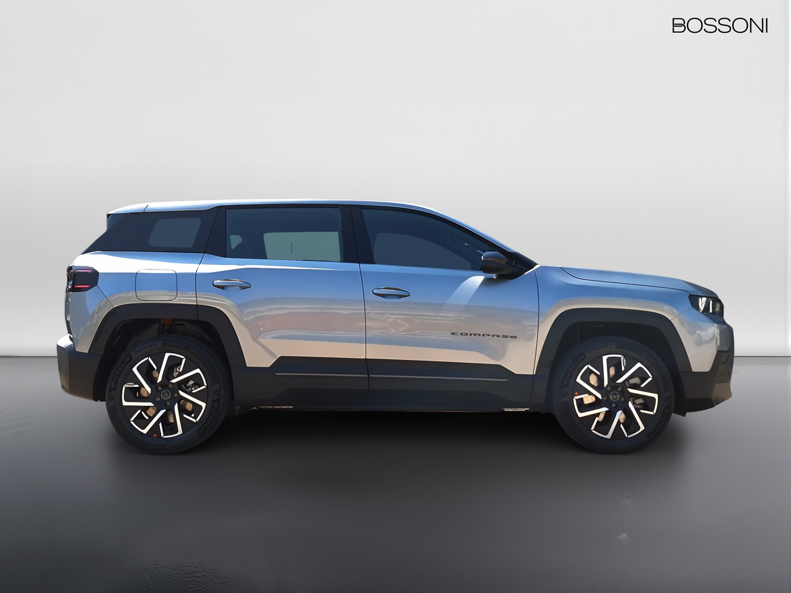 4 - Jeep Compass 1.6 turbo e-hybrid plug-in 225cv altitude fwd edct7