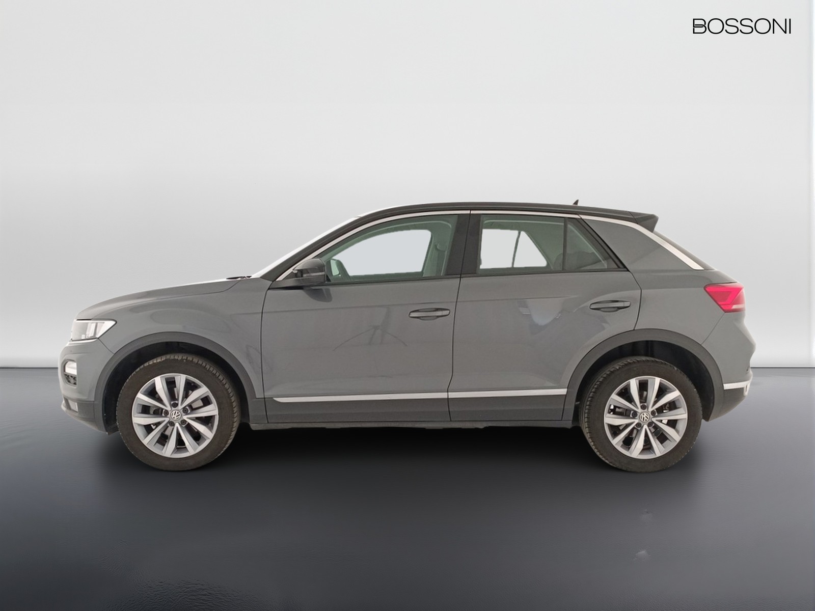 3 - Volkswagen T-Roc 1.0 tsi 115cv style