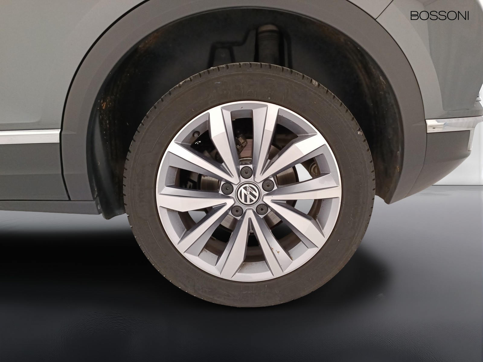 26 - Volkswagen T-Roc 1.0 tsi 115cv style