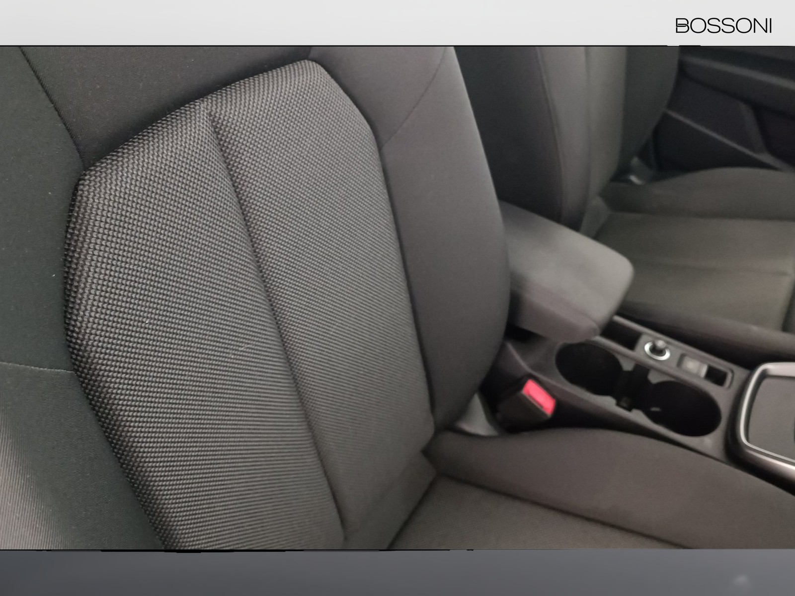 24 - Audi A3 sportback 30 1.0 tfsi business