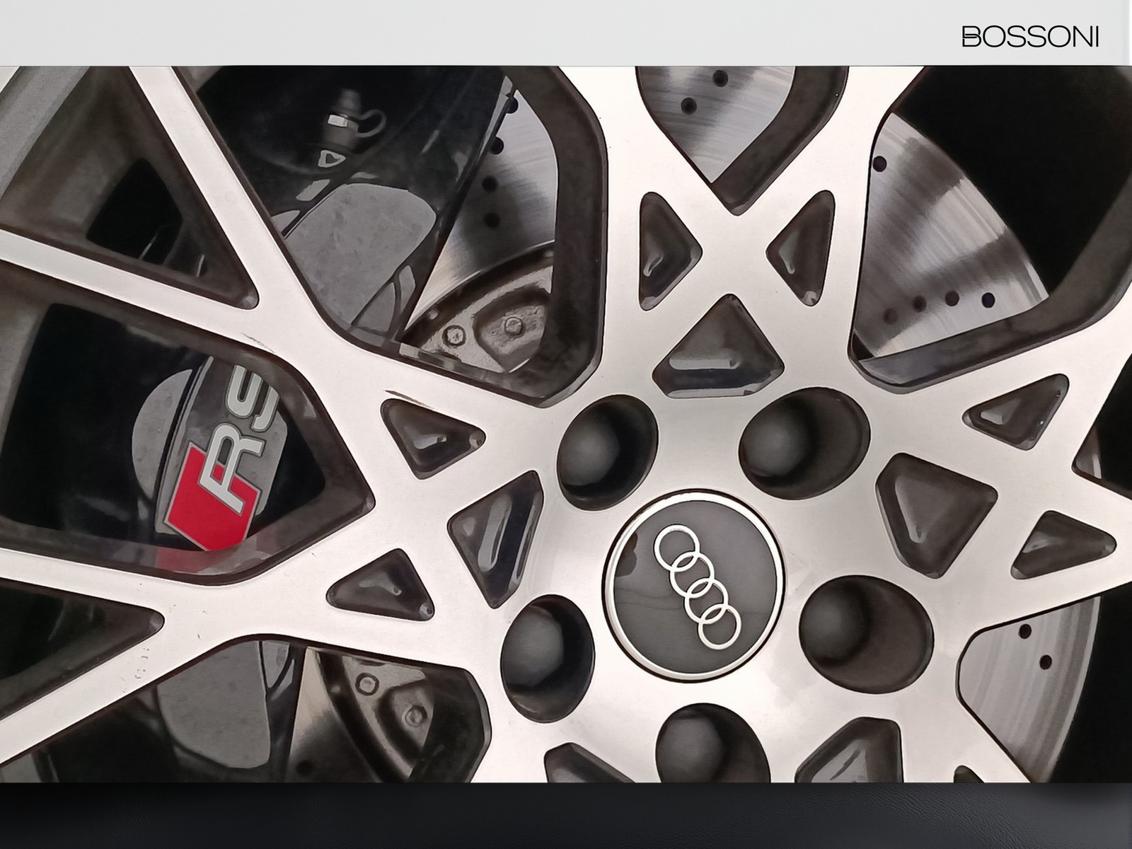 30 - Audi RS3 sportback 2.5 tfsi quattro s tronic