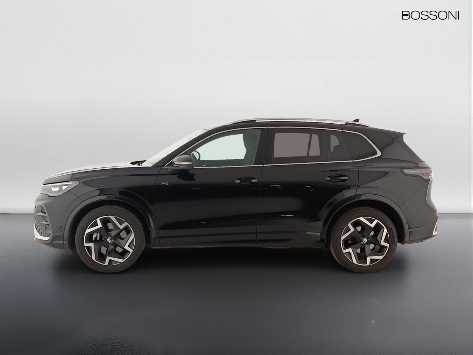 5 - Volkswagen Tiguan 2.0 tdi scr 150cv r-line dsg