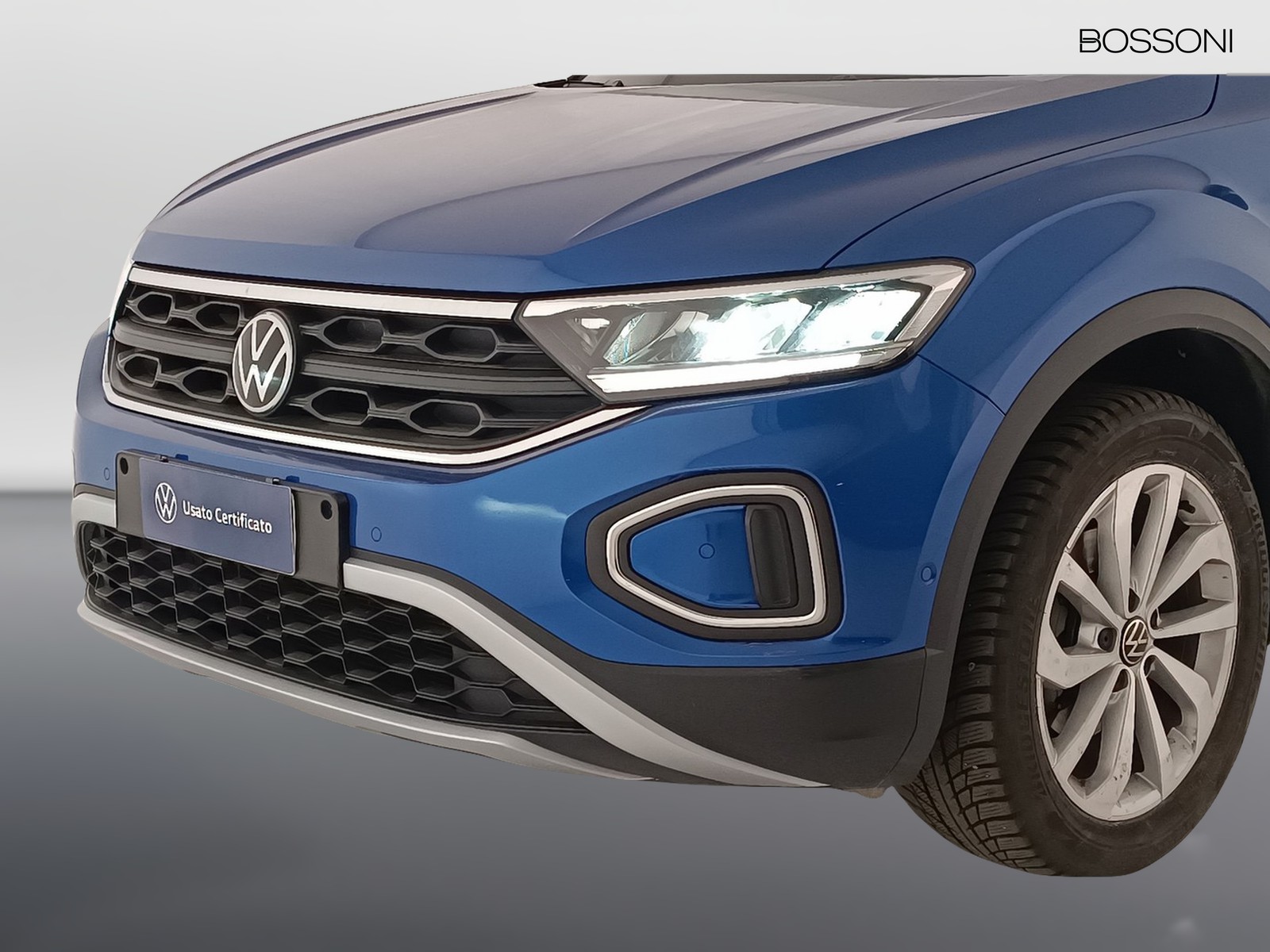 11 - Volkswagen T-Roc 1.0 tsi 110cv life