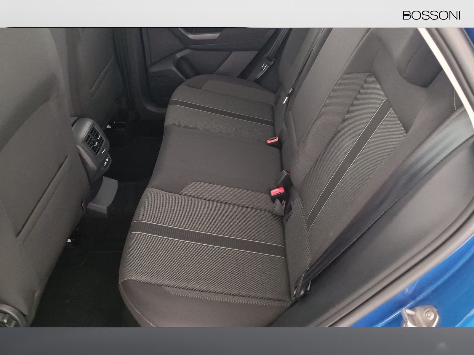 20 - Volkswagen T-Roc 1.0 tsi 110cv life