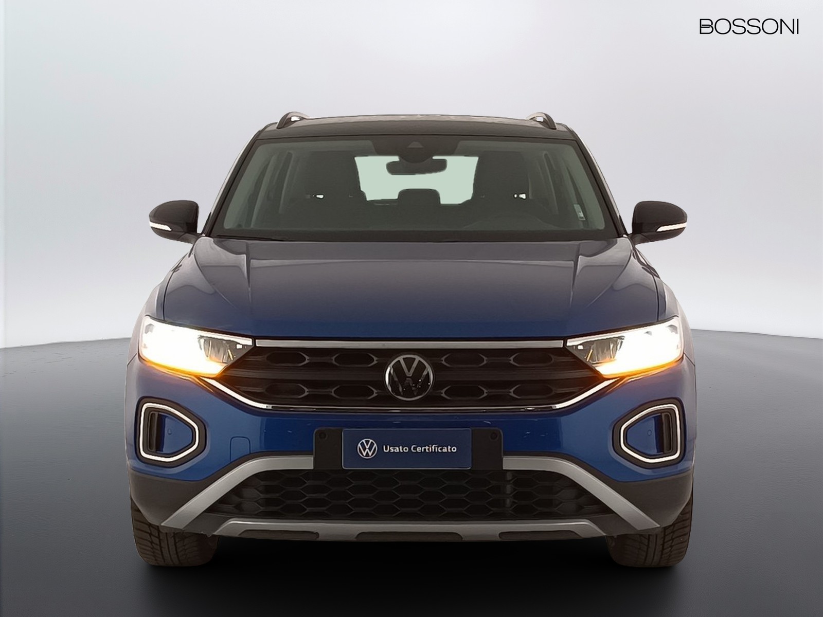 27 - Volkswagen T-Roc 1.0 tsi 110cv life