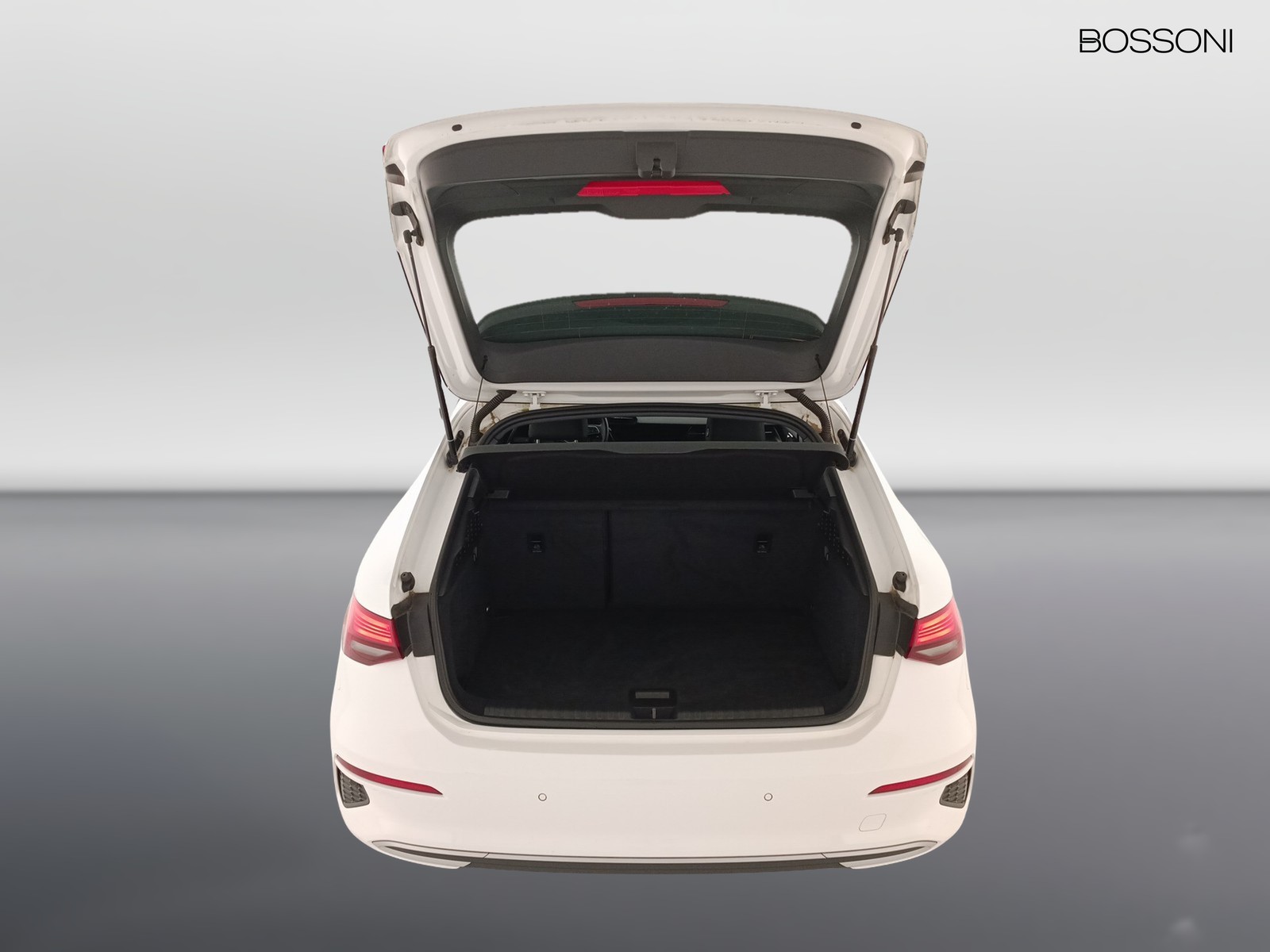30 - Audi A3 sportback 35 2.0 tdi business advanced s tronic