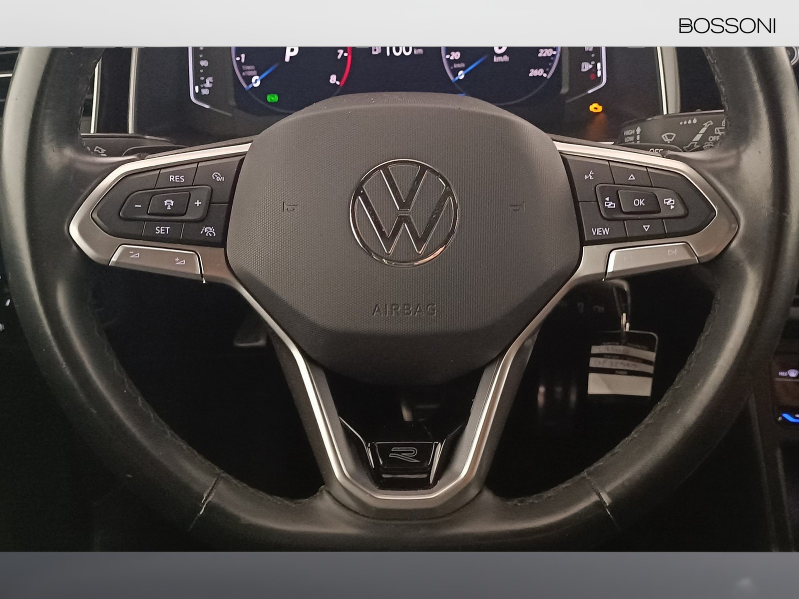 16 - Volkswagen Taigo 1.5 tsi act 150cv r-line dsg