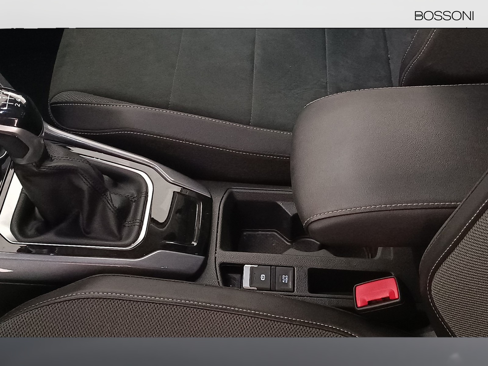 23 - Volkswagen T-Roc 1.0 tsi 110cv style