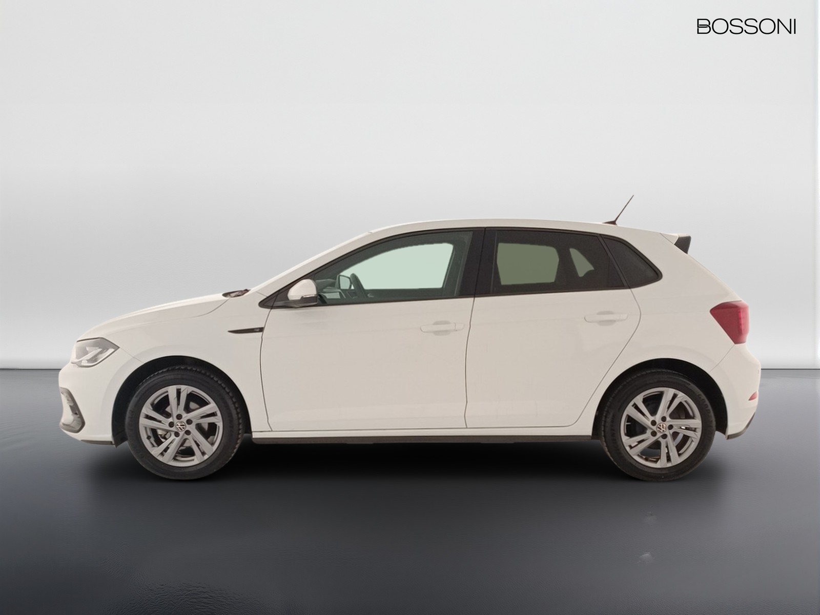 3 - Volkswagen Polo 1.0 tsi 95cv r line