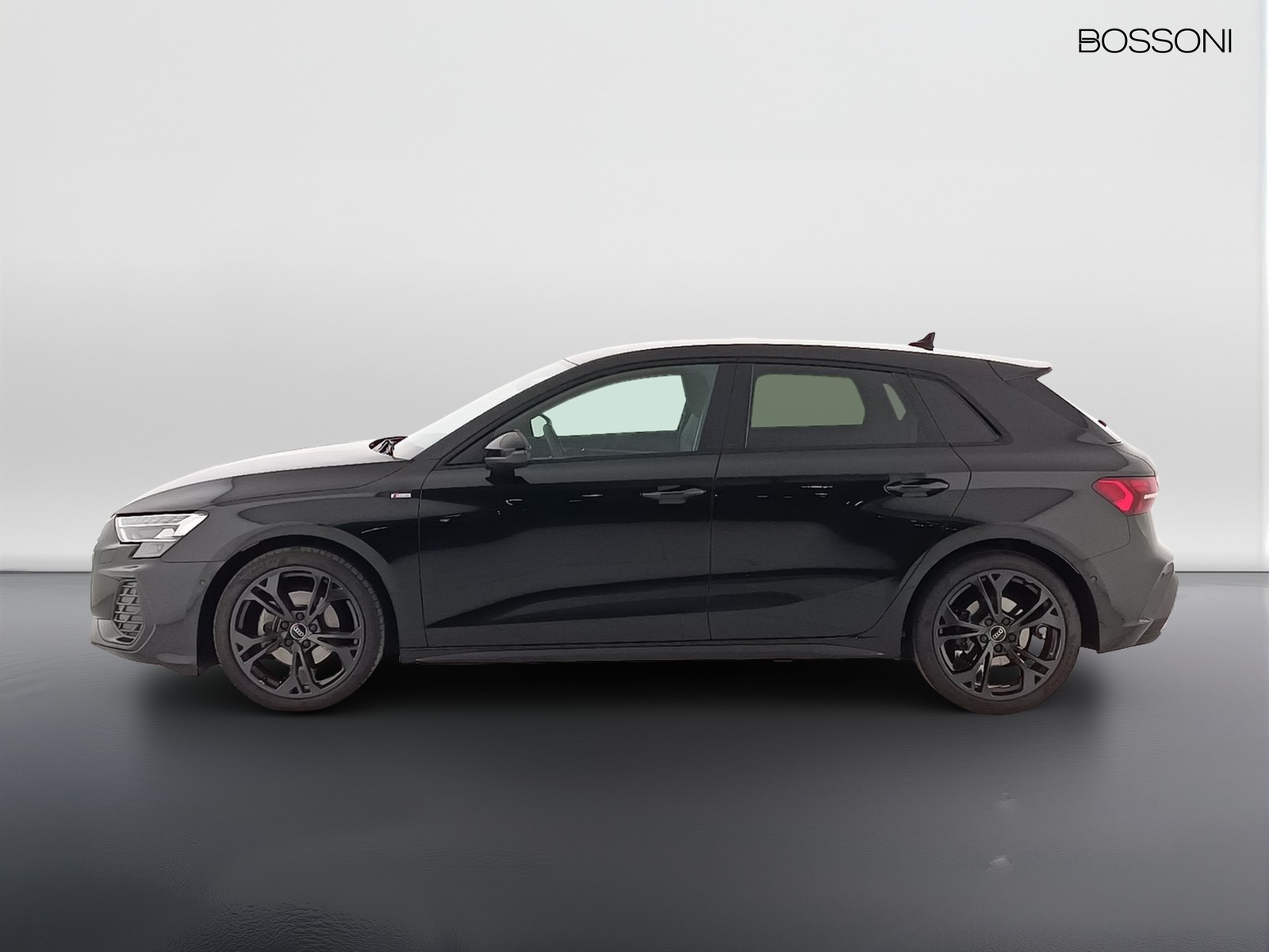 15 - Audi A3 sportback 1.5 tfsi mhev 48v 150cv s line edition