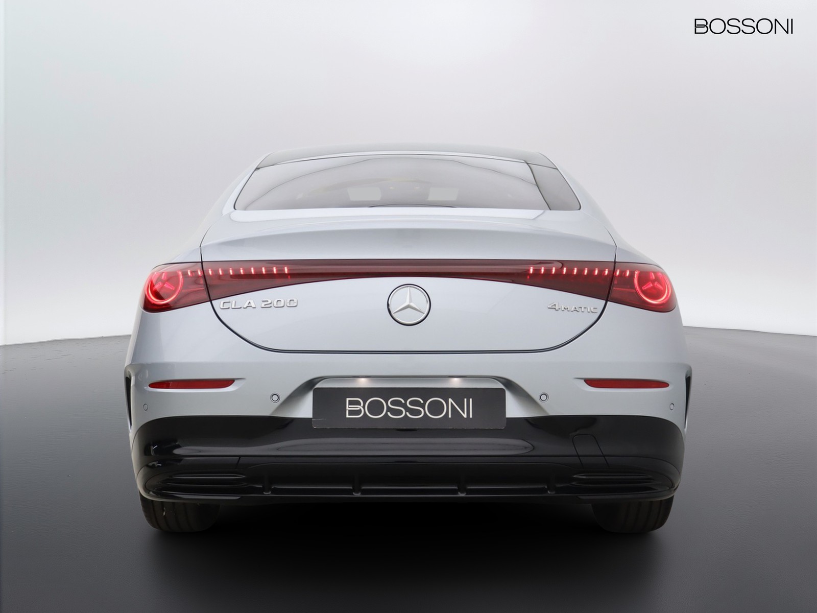 6 - Mercedes CLA 200 amg line advanced plus 4matic auto