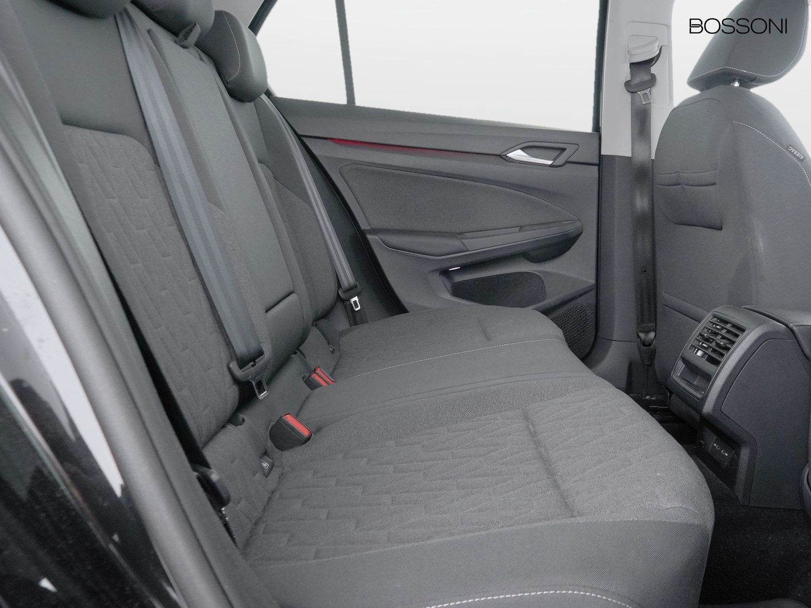 9 - Volkswagen Golf 2.0 tdi scr 115cv edition plus